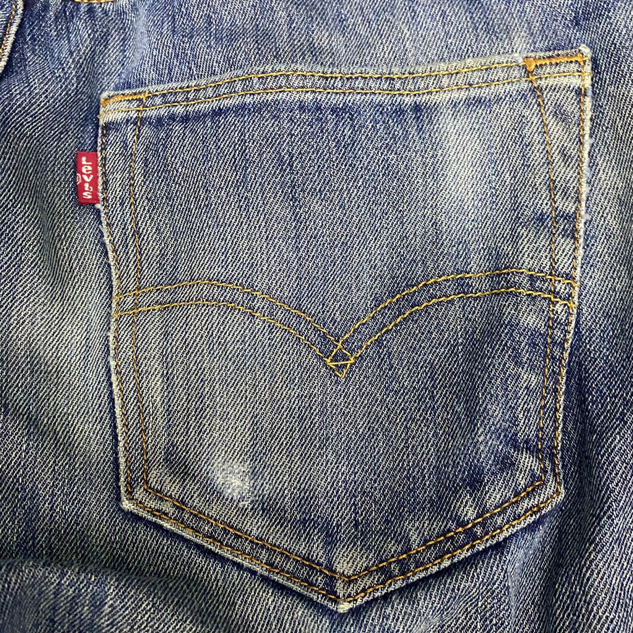 Levi's Vintage Levis 501 Distressed Denim Kurt Cobain Style Size US 34 / EU 50 - 13 Thumbnail