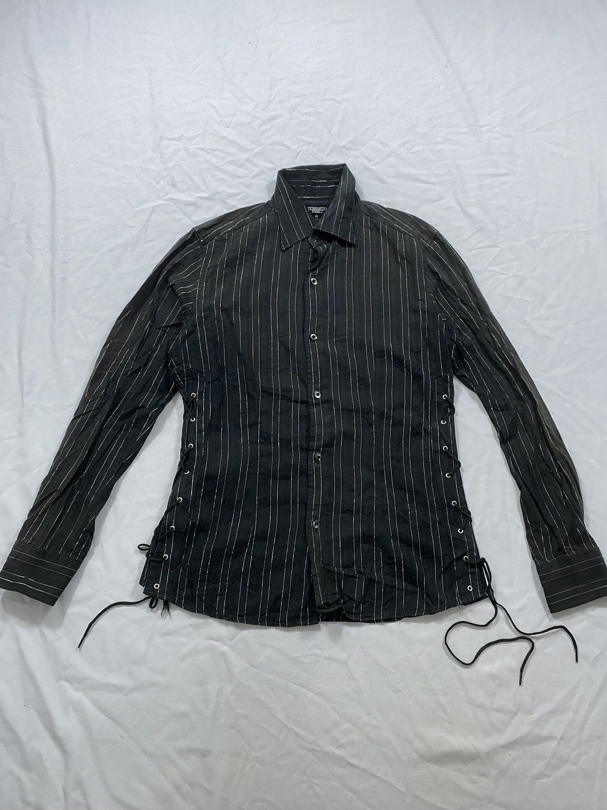 Tornado Mart Tornado Mart nice design Button ups slim Fit japanese style Size US M / EU 48-50 / 2 - 1 Thumbnail