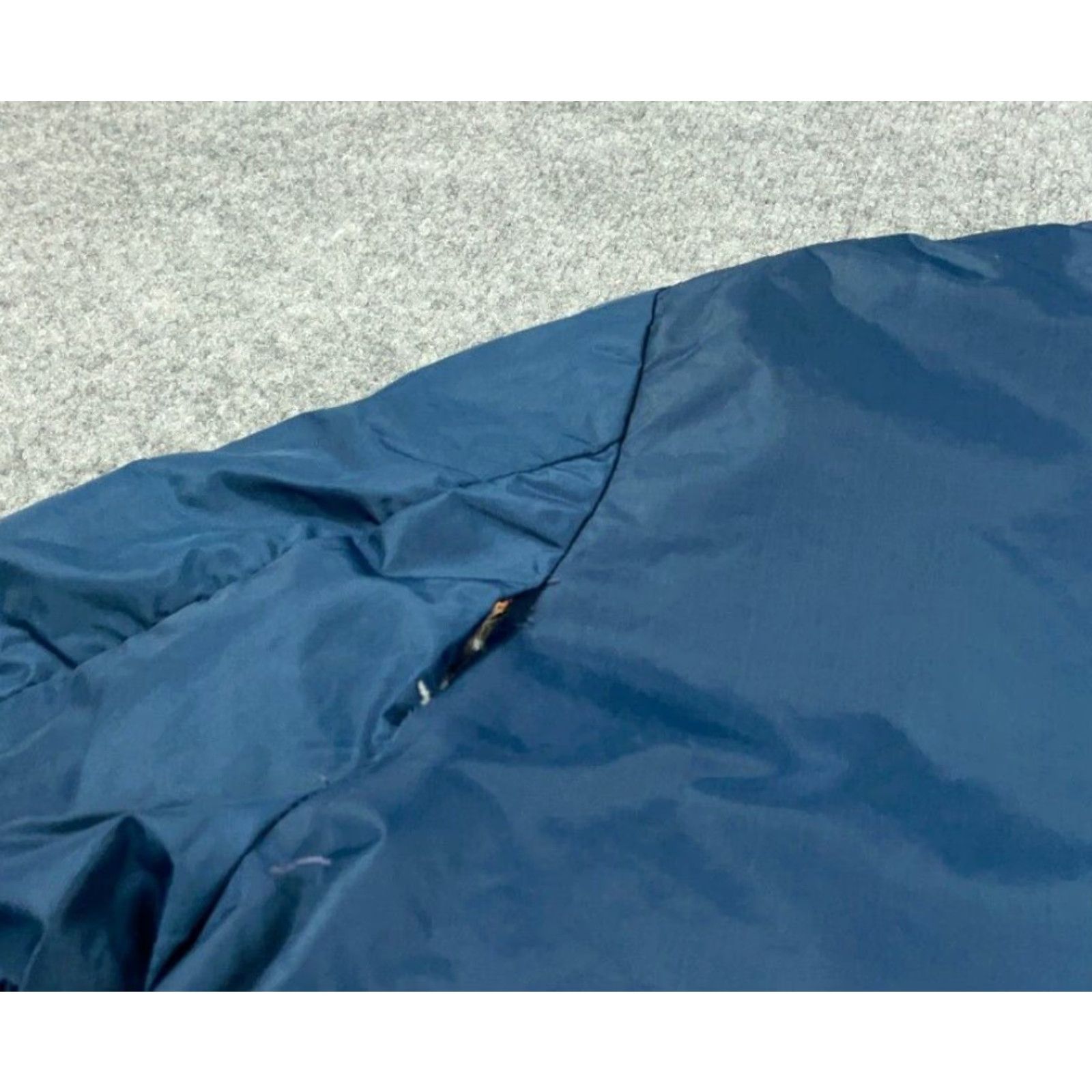 Vintage VINTAGE Puritan Jacket 46 Dark Blue Red Quilted Zip Field Jacket Men Adult 90s Retro Military Pockets Full Zip Size US S / EU 44-46 / 1 - 7 Thumbnail