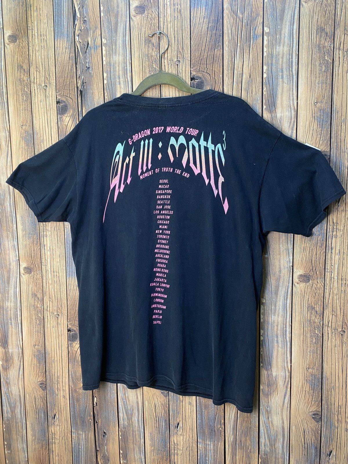 Band Tees × Gildan × Vintage Vintage y2k band g drangon tour 2017 tee Size US M / EU 48-50 / 2 - 2 Thumbnail