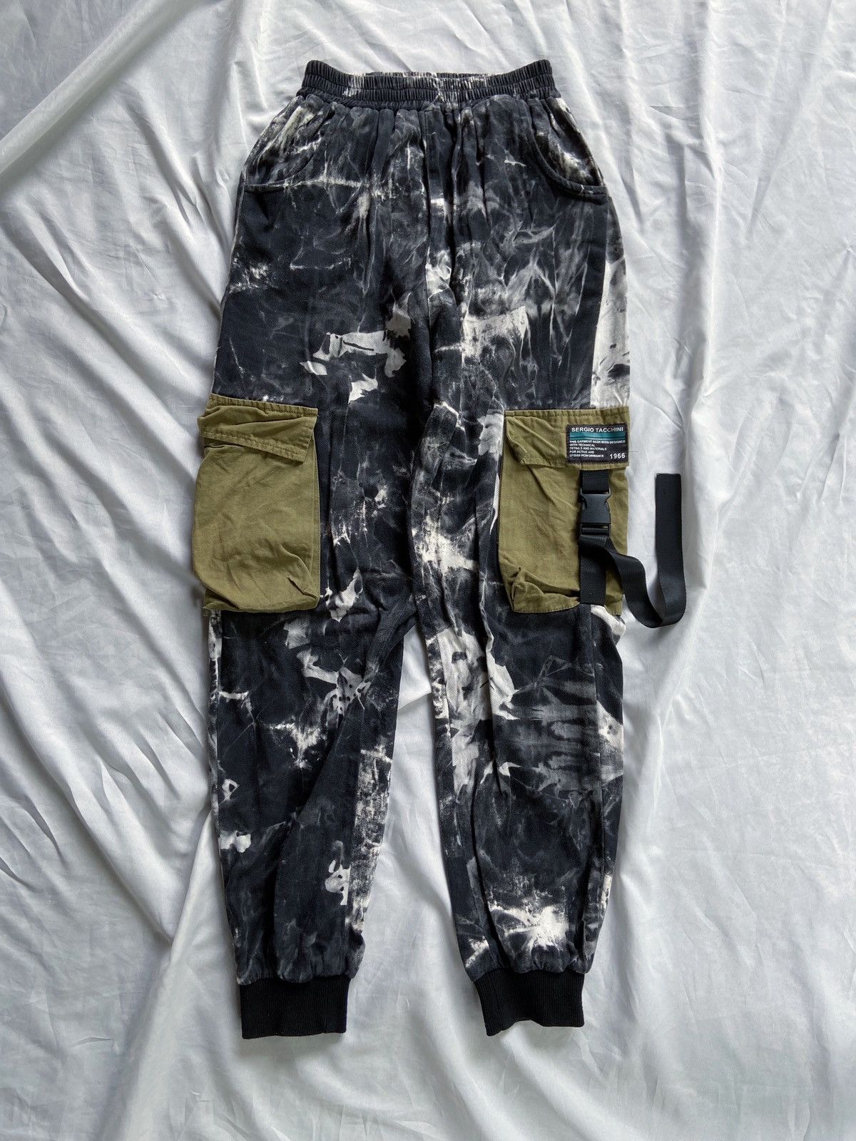 image of If Six Was Nine x Sergio Tacchini Cargo Art Jogger Pants in Black, Men's (Size 28)