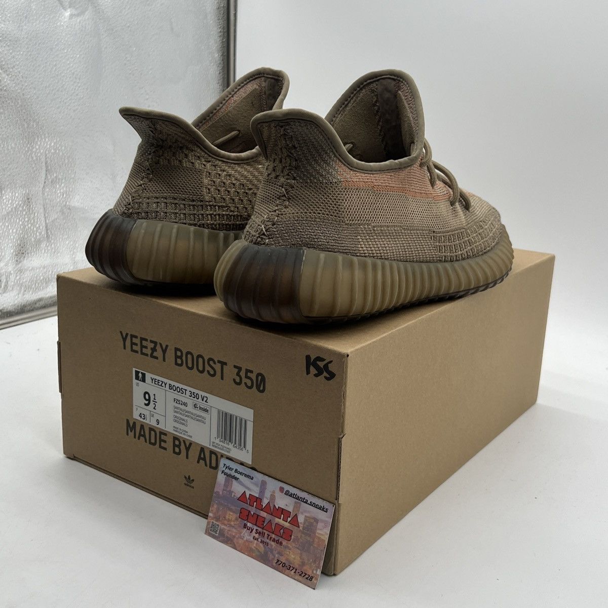 Adidas Yeezy boost 350 sand taupe Size US 9.5 / EU 42-43 - 5 Thumbnail