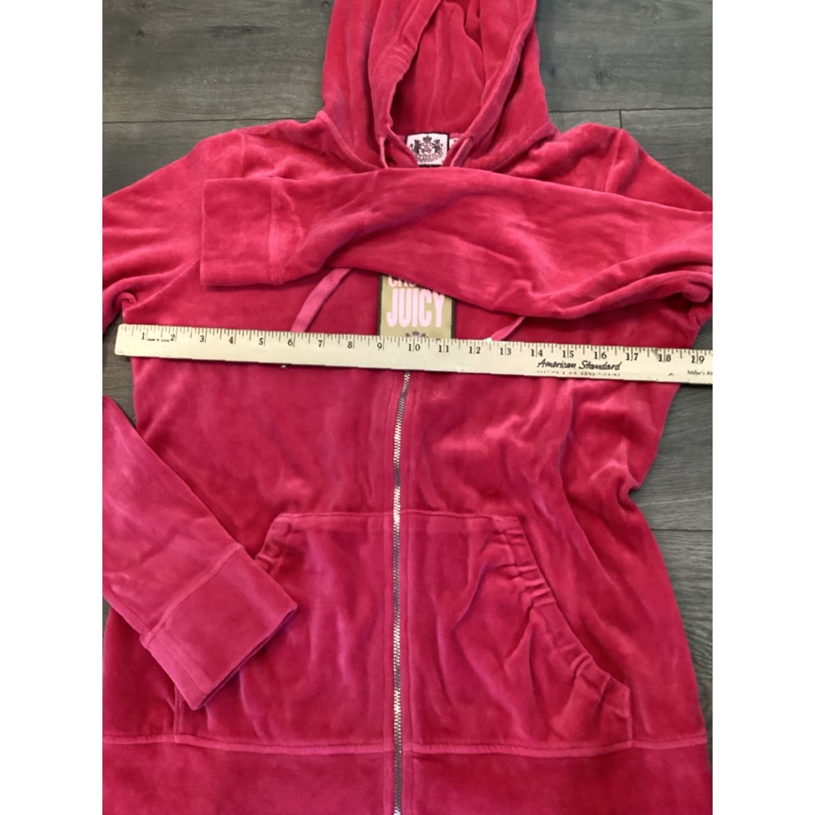 Juicy Couture Juicy Couture Velour Pink Long Sleeve Track Jacket Hoodie L Women Regular Fit Zip Hooded Solid Pink Vintage: No 90s? No, New with tags Size L / US 10 / IT 46 - 6 Thumbnail