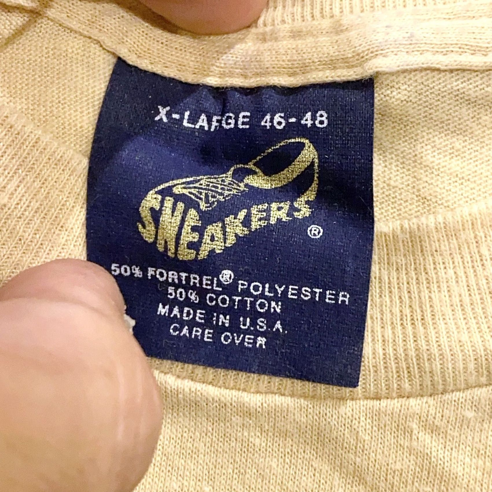 Vintage VINTAGE Yukon Jack WHISKEY T-Shirt M Brown 80s 90s Men Short Sleeve Crew Neck Cotton Polyester Regular Fit Mens XS? Size US M / EU 48-50 / 2 - 5 Thumbnail