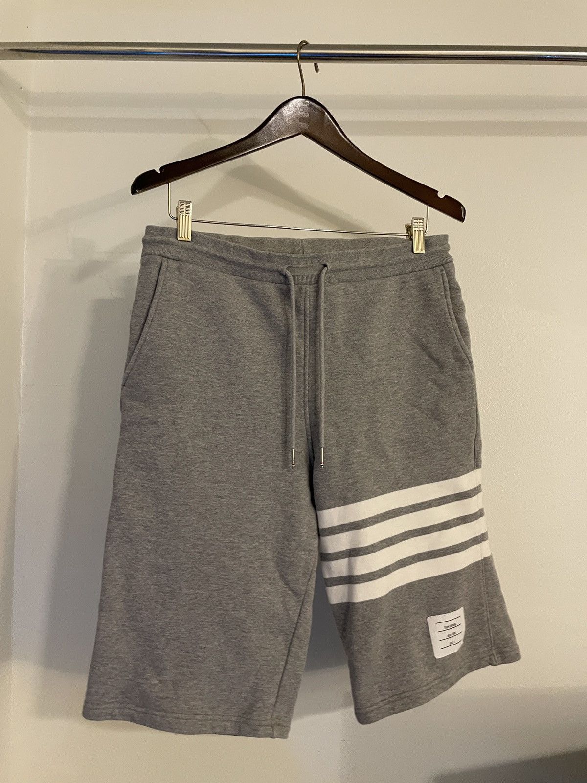 Thom Browne Thom Browne Grey Classic Engineered 4 Bar sweat shirt Size US 34 / EU 50 - 2 Thumbnail
