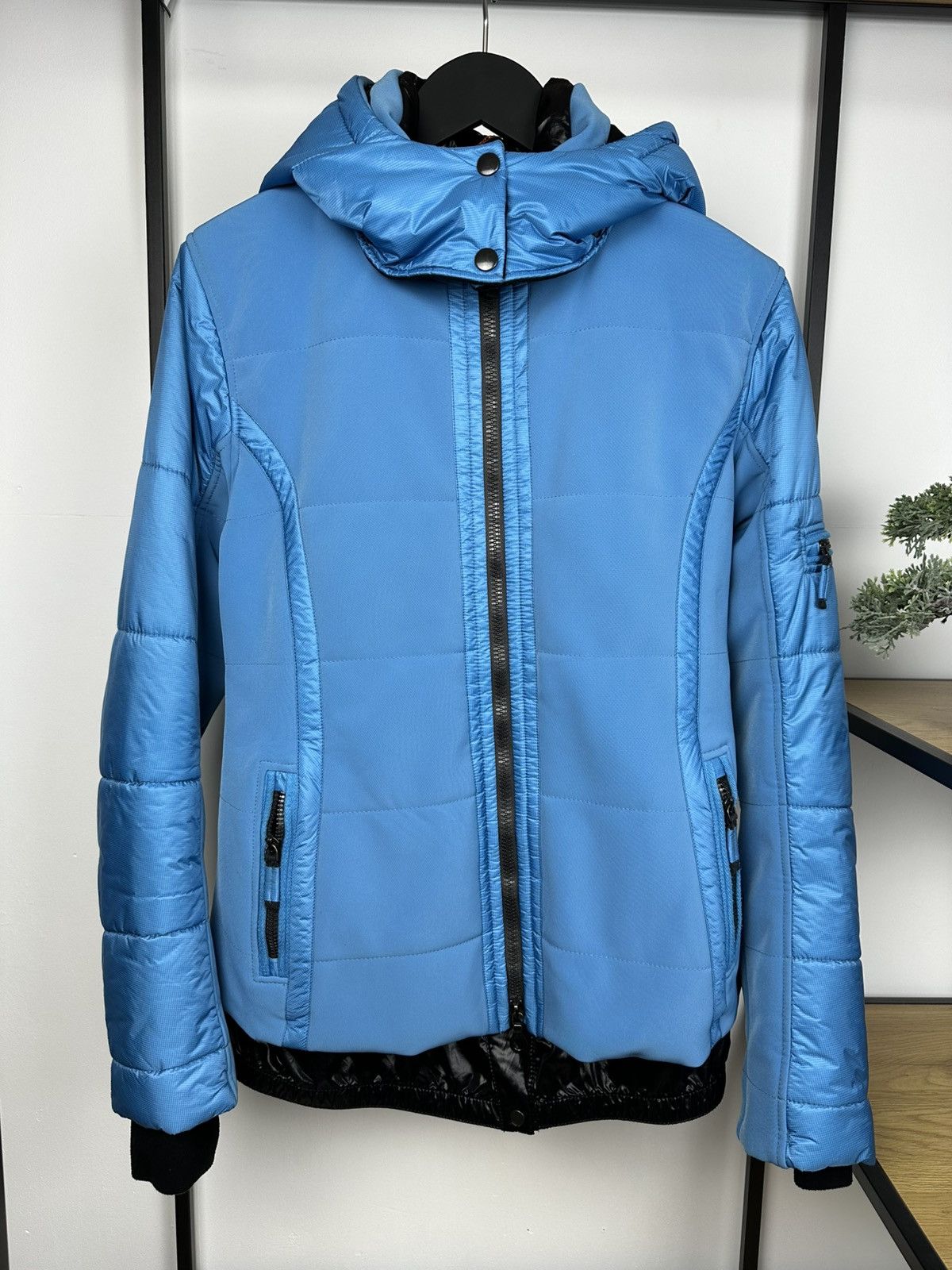 Frauenschuh Frauenschuh Women’s Ski Snowboarding Jacket 3 Size Blue Hood Size S / US 4 / IT 40 - 2 Thumbnail