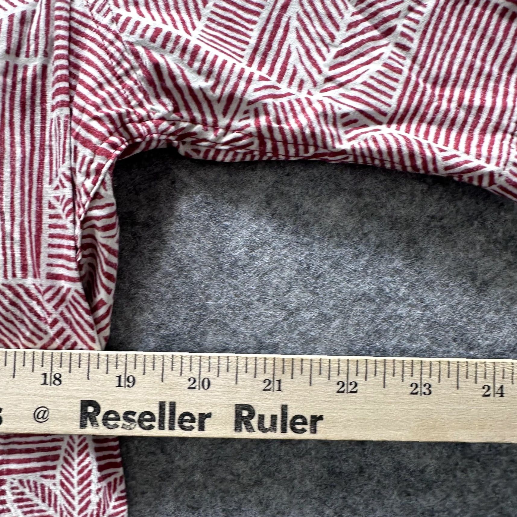 Reyn Spooner VINTAGE Reyn Spooner Shirt Mens Small Red Geometric Hawaiian Aloha Button Size US S / EU 44-46 / 1 - 7 Thumbnail