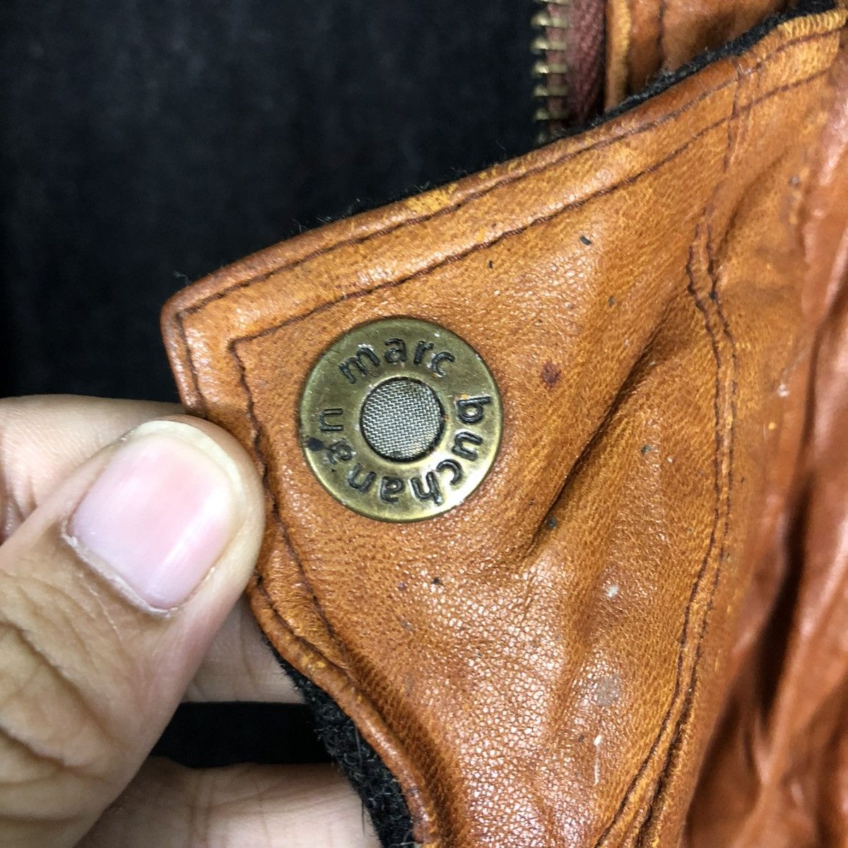Marc Buchanan 🔥VINTAGE BOMBER LEATHER JACKET MARC BUCHANAN SPELL OUT Size US M / EU 48-50 / 2 - 19 Thumbnail