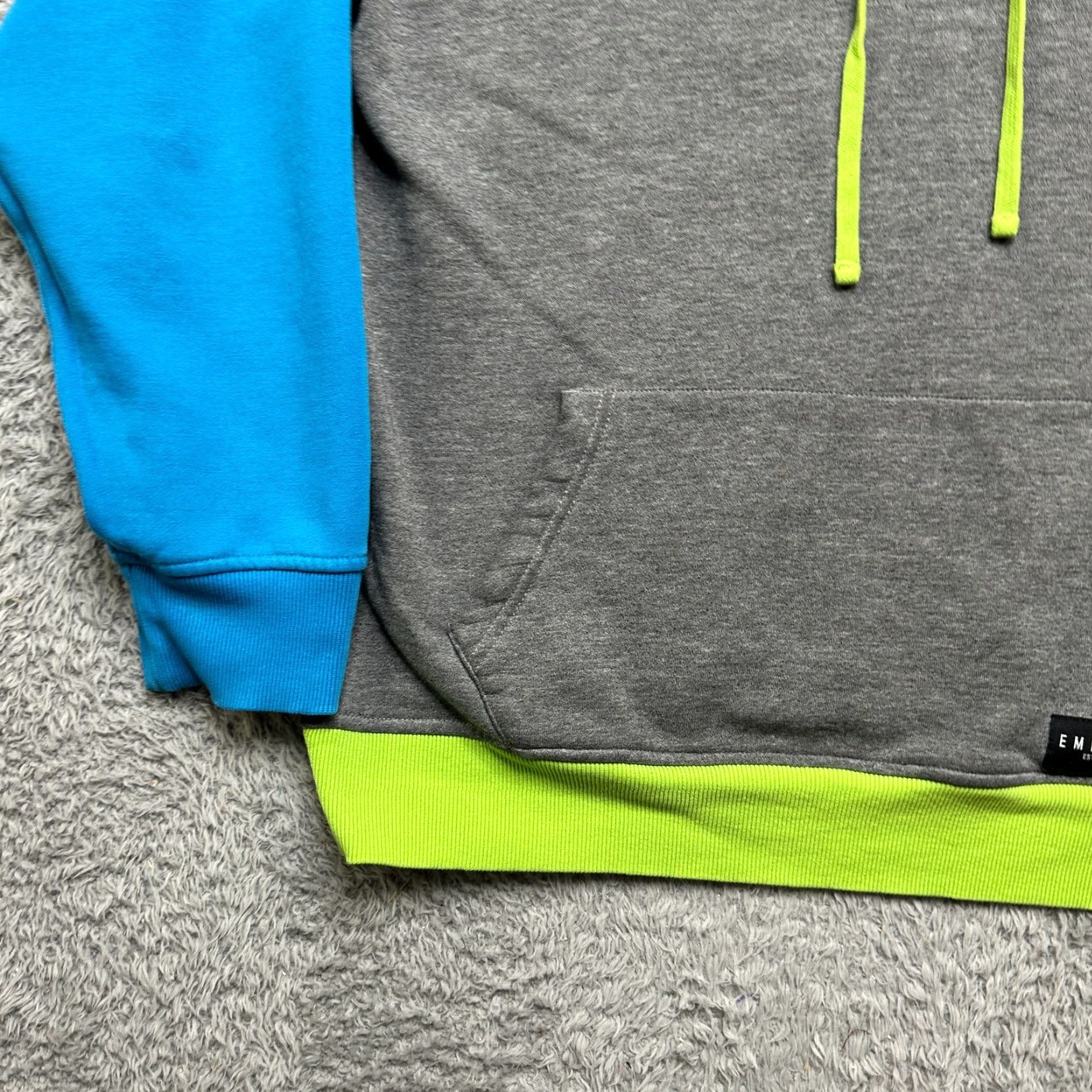 Empyre Empyre Hoodie Mens L Gray Sweatshirt Skateboard Color Block Y2K Grunge Punk Rock Hooded Pockets Pullover Size US L / EU 52-54 / 3 - 4 Thumbnail