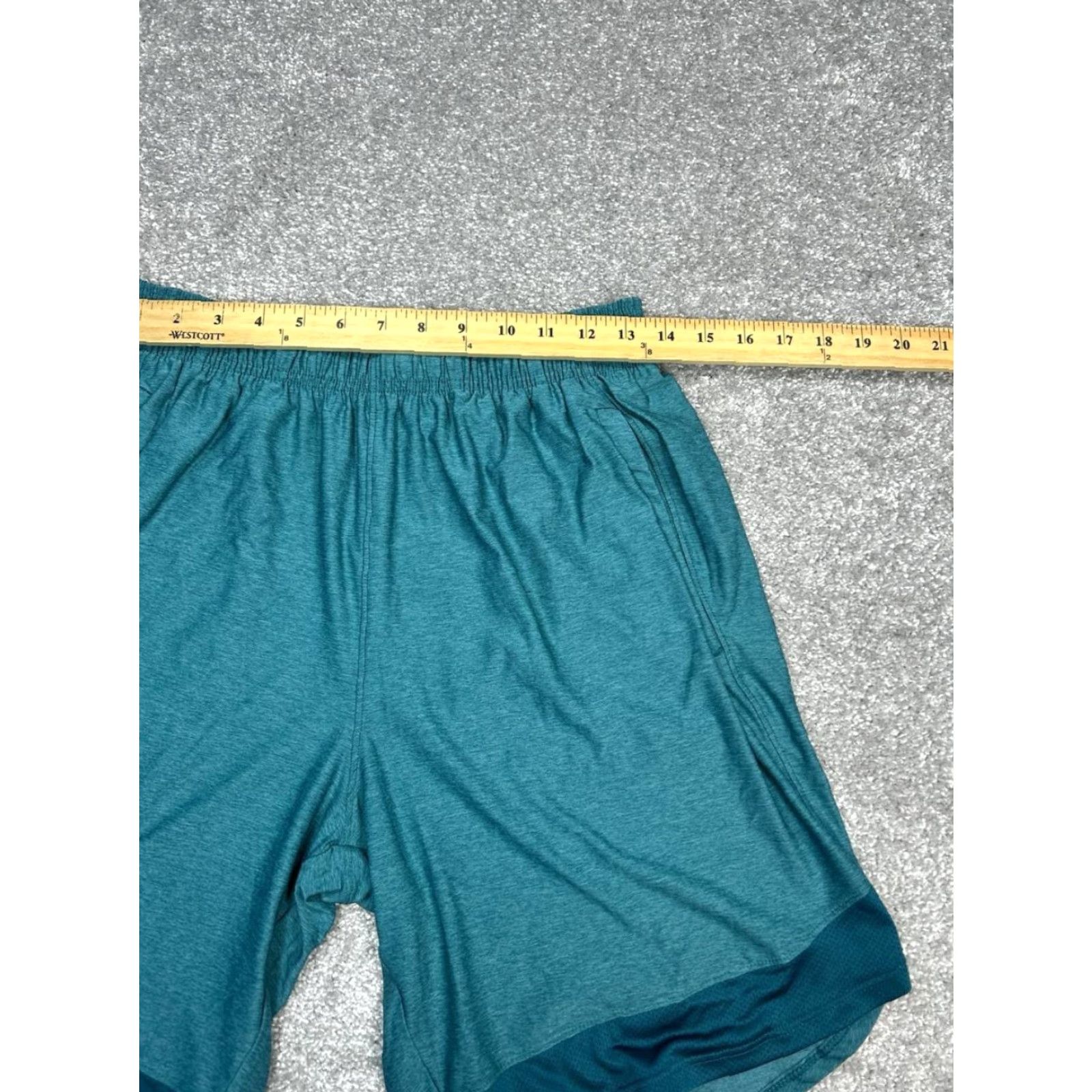 Under Armour Under Armour Train Shorts Mens Medium Green Logo Stretch Breathable Pockets Drawstring Regular Fit 9in Inseam Size US 31 - 6 Thumbnail