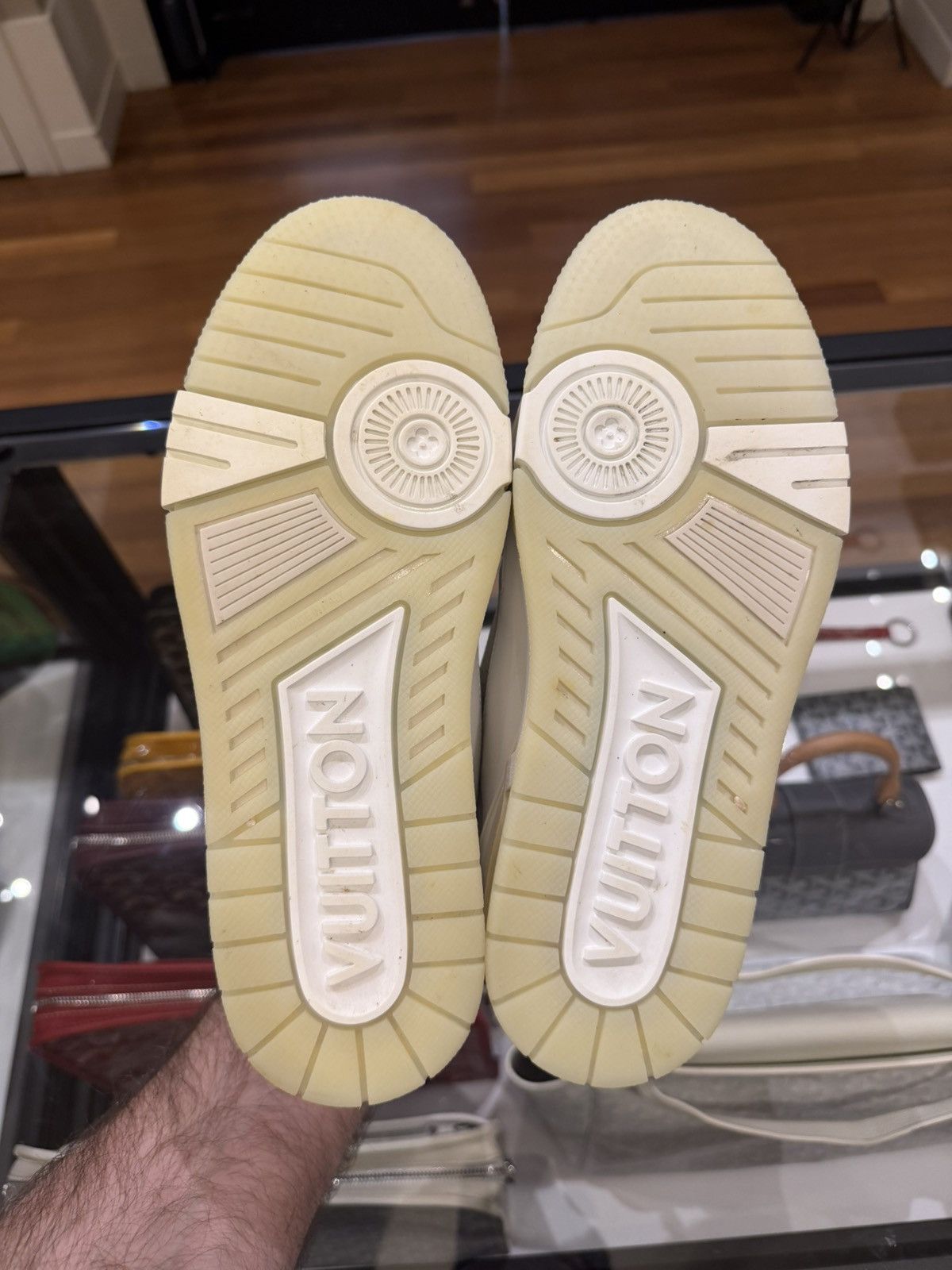 Louis Vuitton Louis Vuitton Leather Trainer Sneakers - White Size US 5.5 / EU 38 - 9 Thumbnail