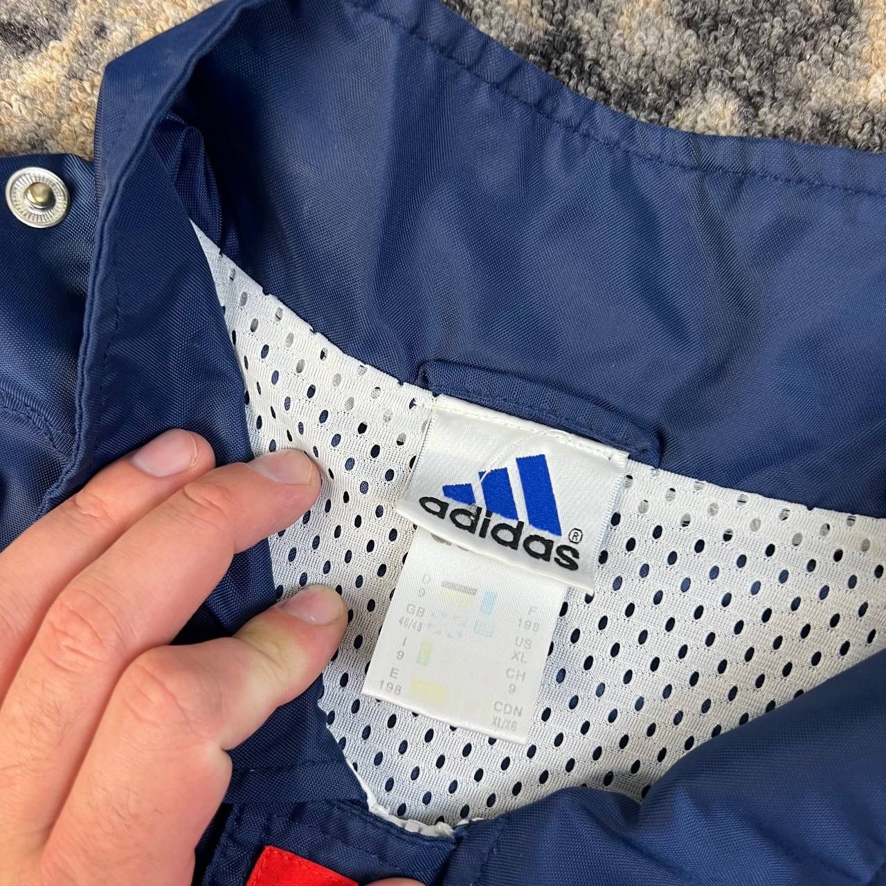 Adidas Adidas Big Logo Vintage Y2K Zip Up Light Jacket Size US XL / EU 56 / 4 - 6 Thumbnail