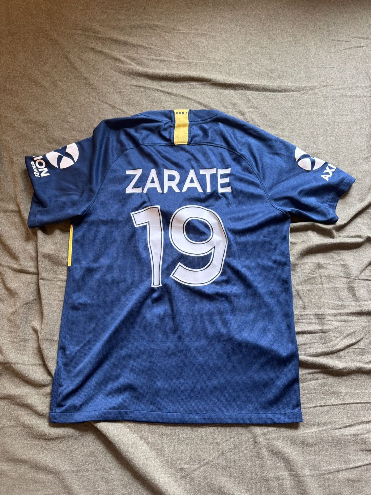 Nike Boca Juniors 2018 Jersey Size US M / EU 48-50 / 2 - 2 Thumbnail