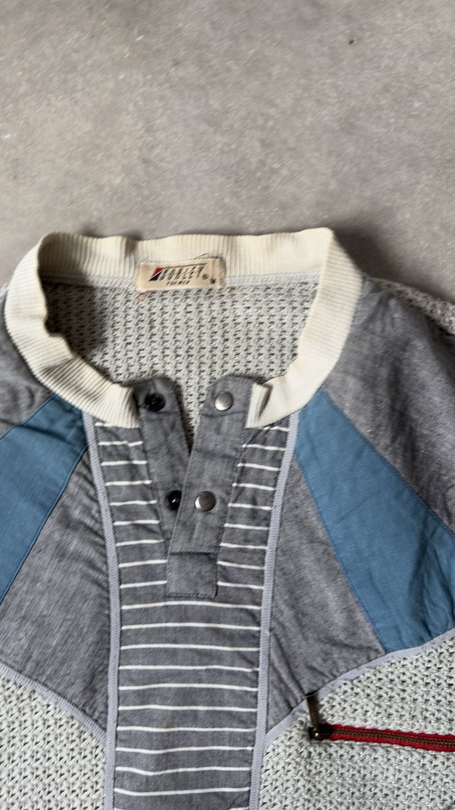 Japanese Brand VINTAGS S.O.R.L.E.Y KNIT BUTTON SWEATSHIRT Size US S / EU 44-46 / 1 - 4 Thumbnail