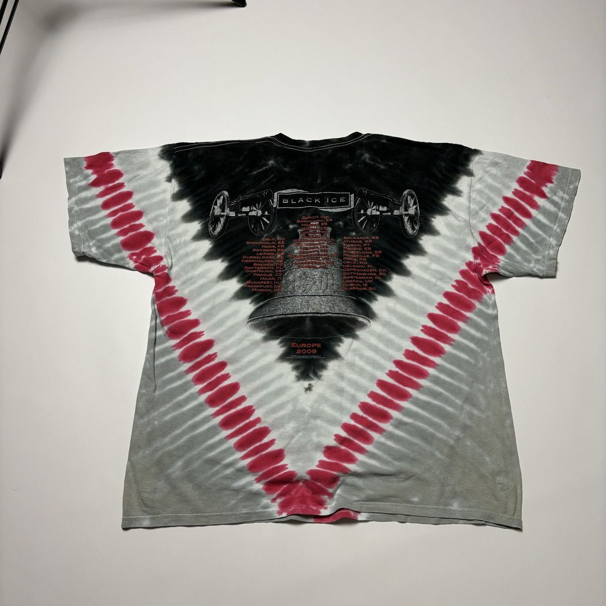 AC/DC × Band Tees × Vintage vintage ac dc tye die 2009s t-shirt fade size xl rock band Size US XL / EU 56 / 4 - 4 Thumbnail