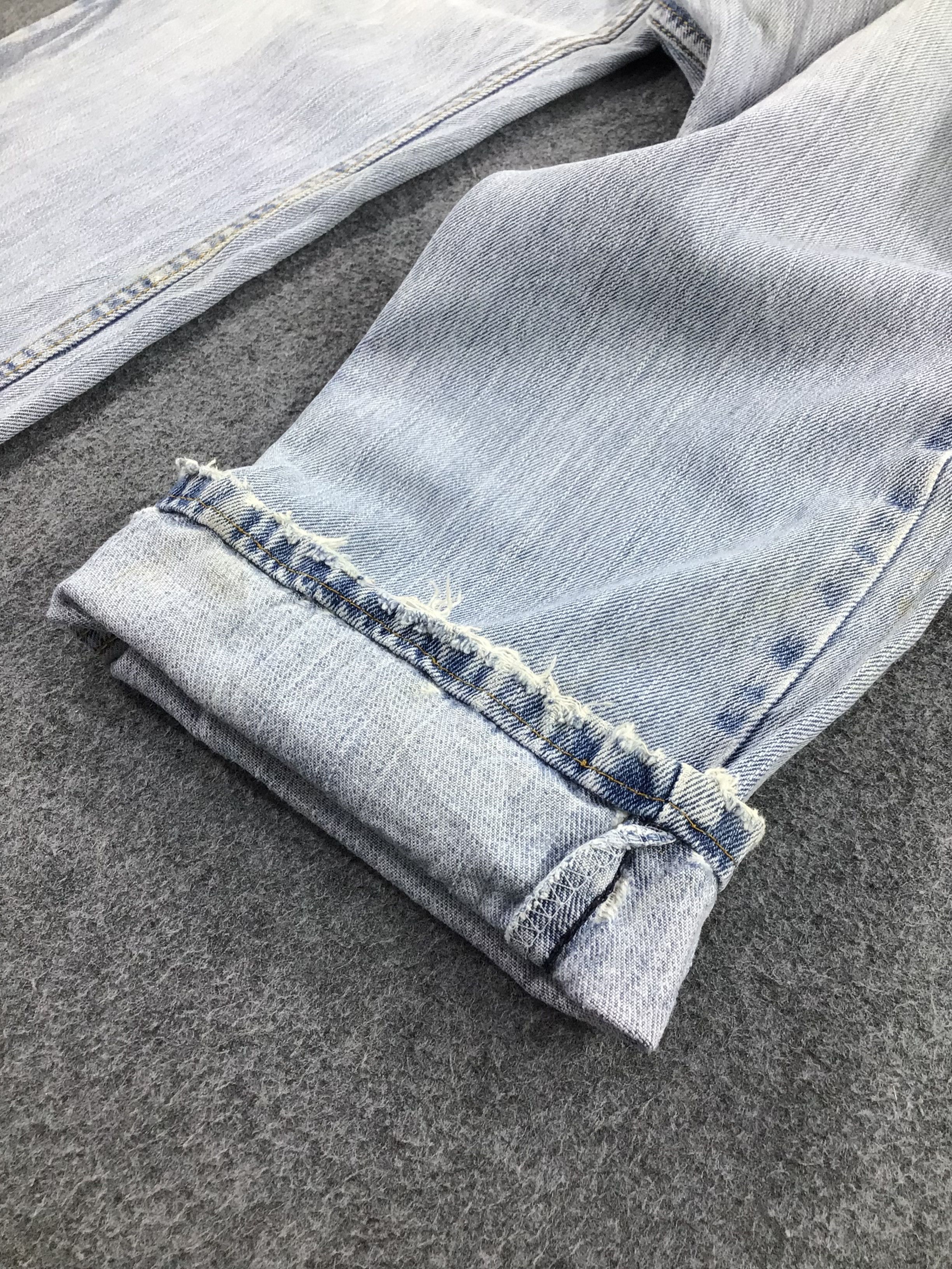 Levi's Vintage Light Wash Levis 505 Jeans-J869 Size US 33 - 7 Thumbnail
