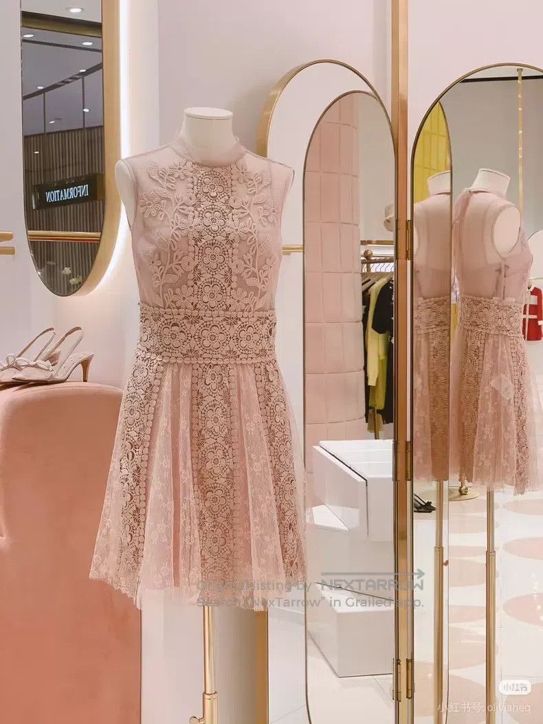 Valentino Valentino Cherry blossom pink pre-spring dress Size XS / US 0-2 / IT 36-38 - 1 Thumbnail