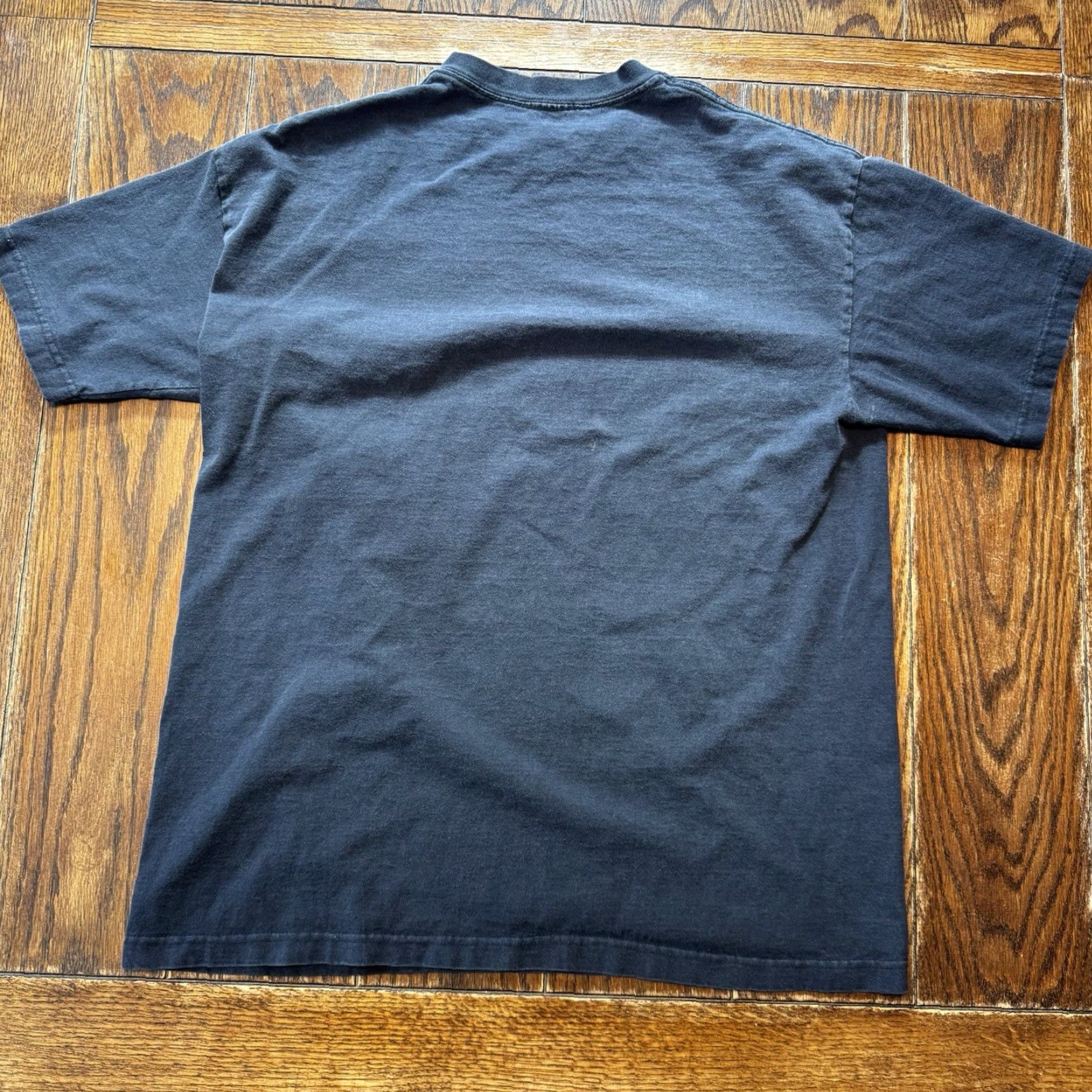 Vintage VINTAGE Wolf Nature Graphic T-Shirt Gardner Mens Large Thunder Island Black Short Sleeve Crew Neck Cotton Size US L / EU 52-54 / 3 - 6 Thumbnail