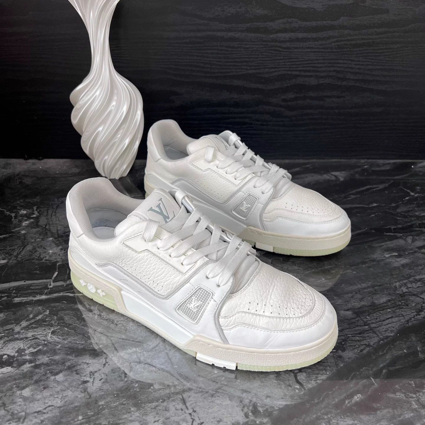 Louis Vuitton LV Trainer White Cement colorblock 40.5 95% New Size US 7.5 / EU 40-41 - 3 Thumbnail