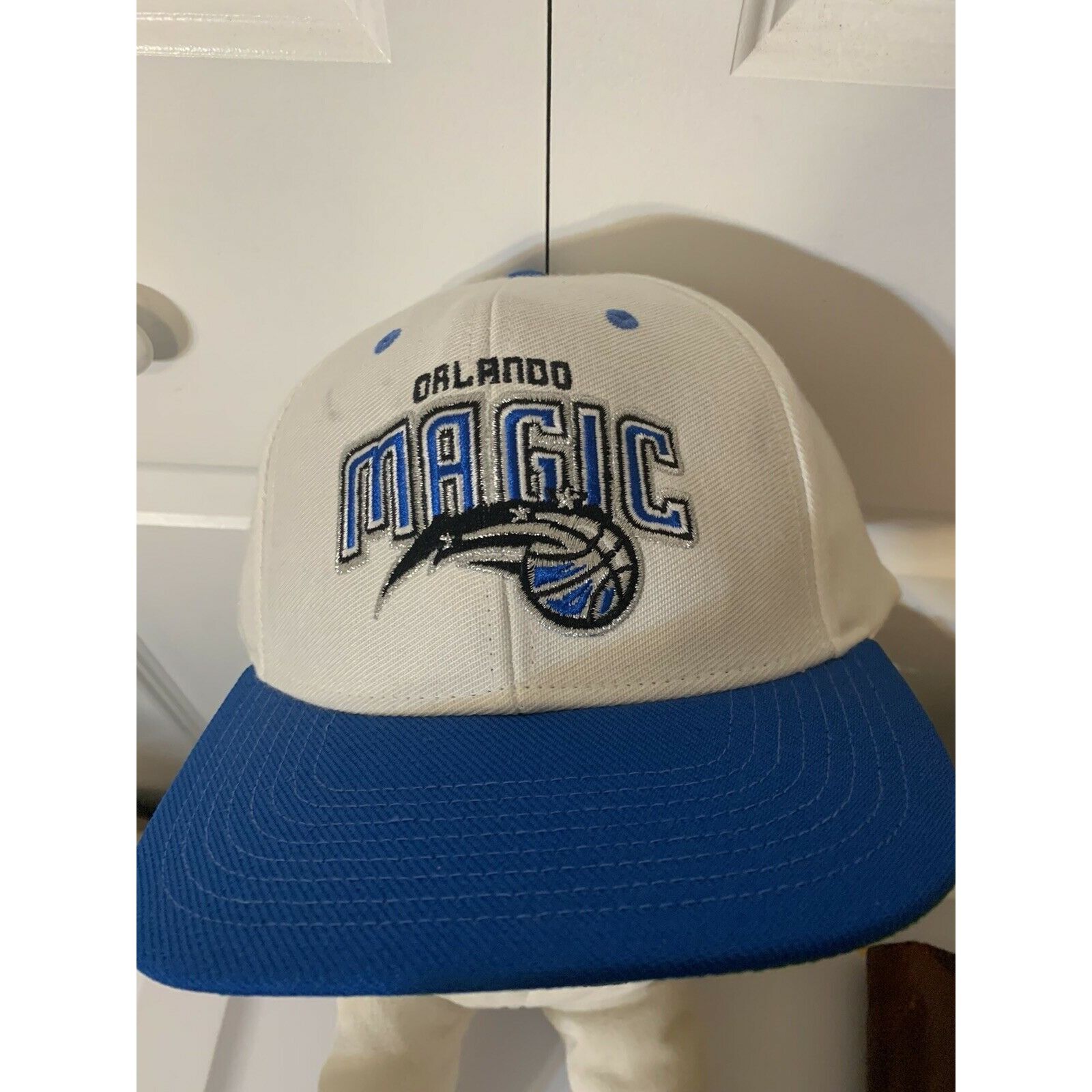 Adidas New Adidas ORLANDO MAGIC WHITE Blue Snap Back NWT Size ONE SIZE - 1 Thumbnail