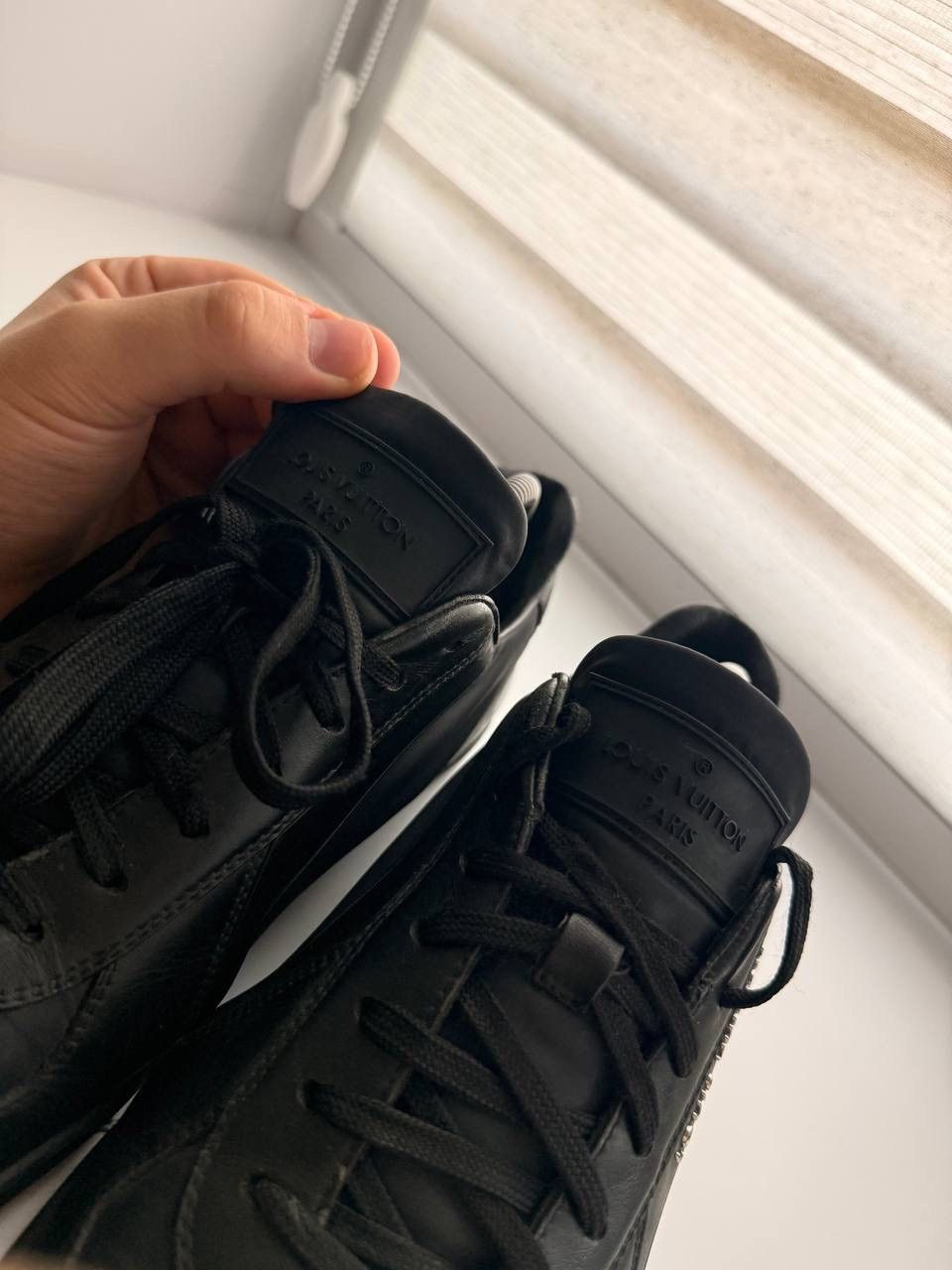 Louis Vuitton Louis Vuitton trainers sneaker leather neylon size 8 Size US 8 / EU 41 - 14 Thumbnail