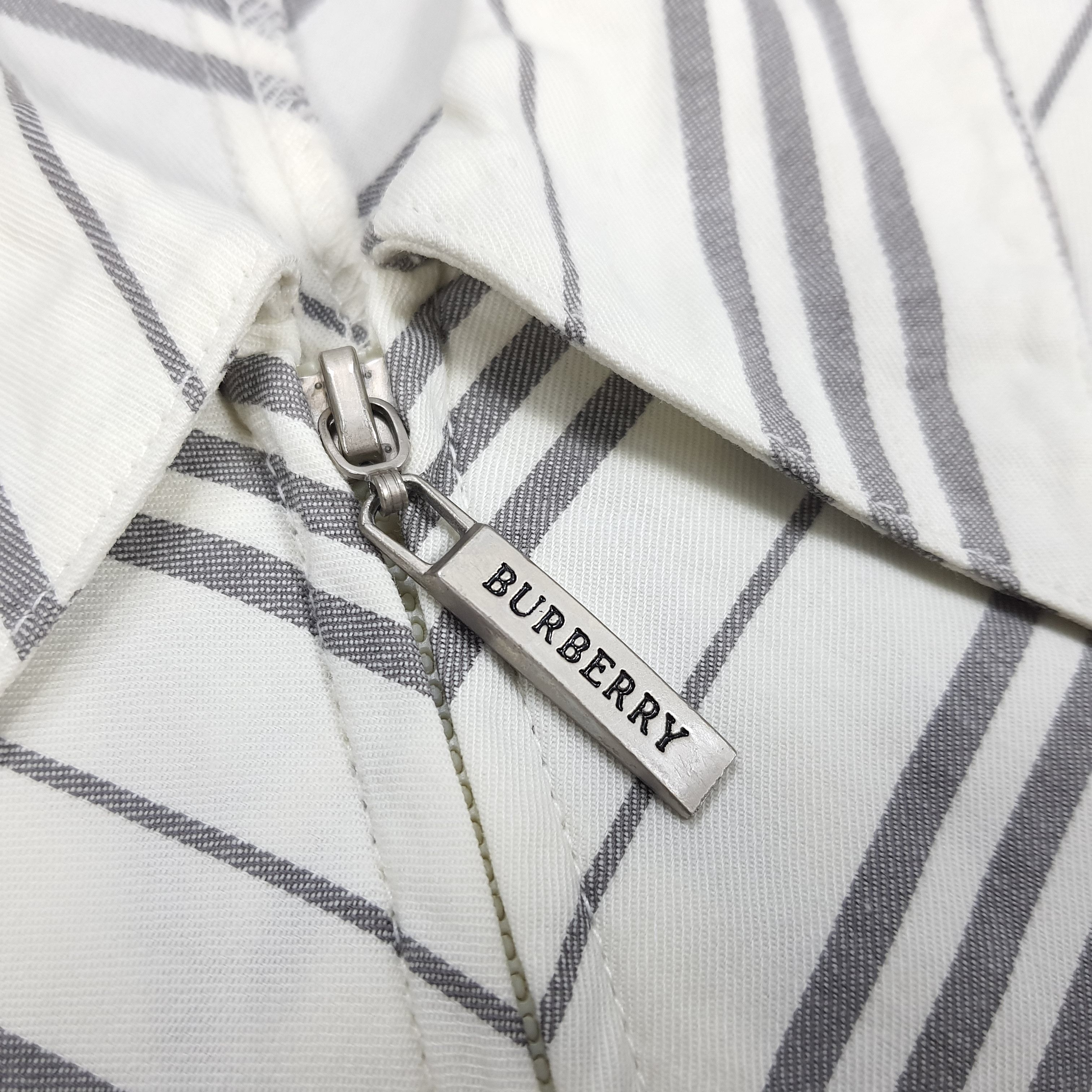 Burberry × Vintage Vintage Burberry London Striped Button Up Shirt Size S / US 4 / IT 40 - 6 Thumbnail
