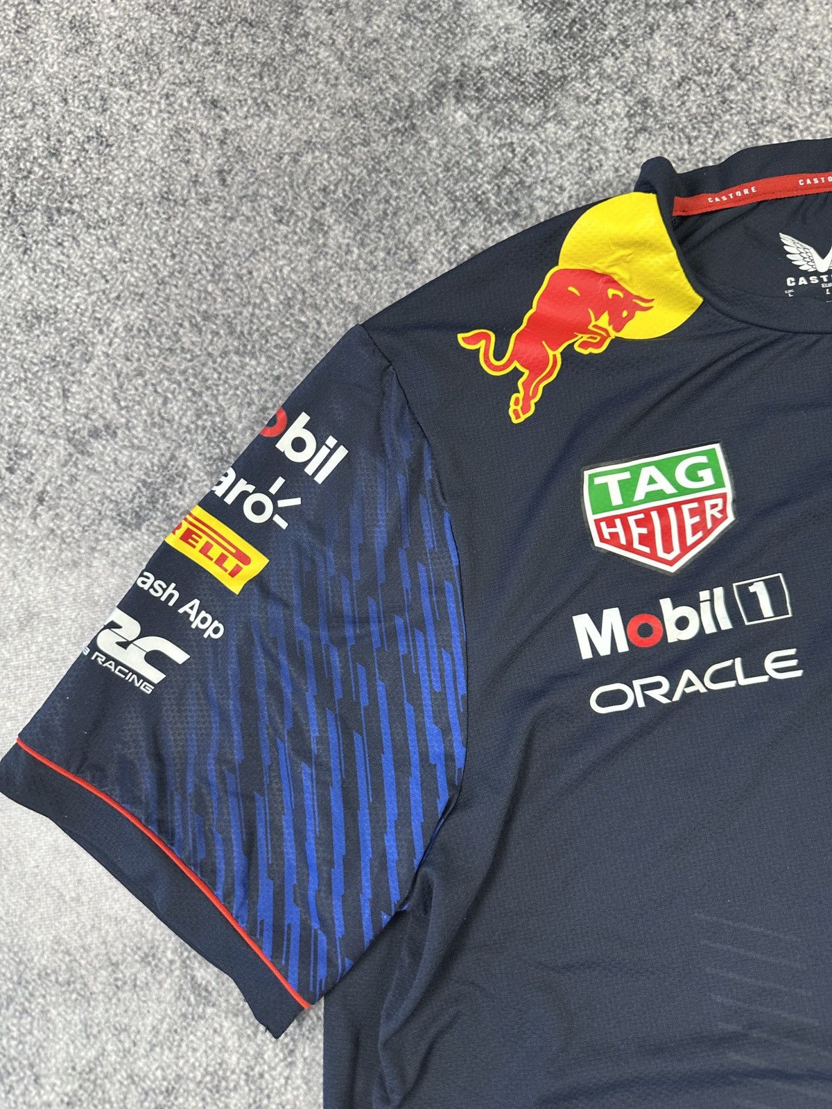 Red Bull Red Bull Aston Martin Castore Logo Racing T-shirt F-1 Rare L Size US L / EU 52-54 / 3 - 2 Thumbnail
