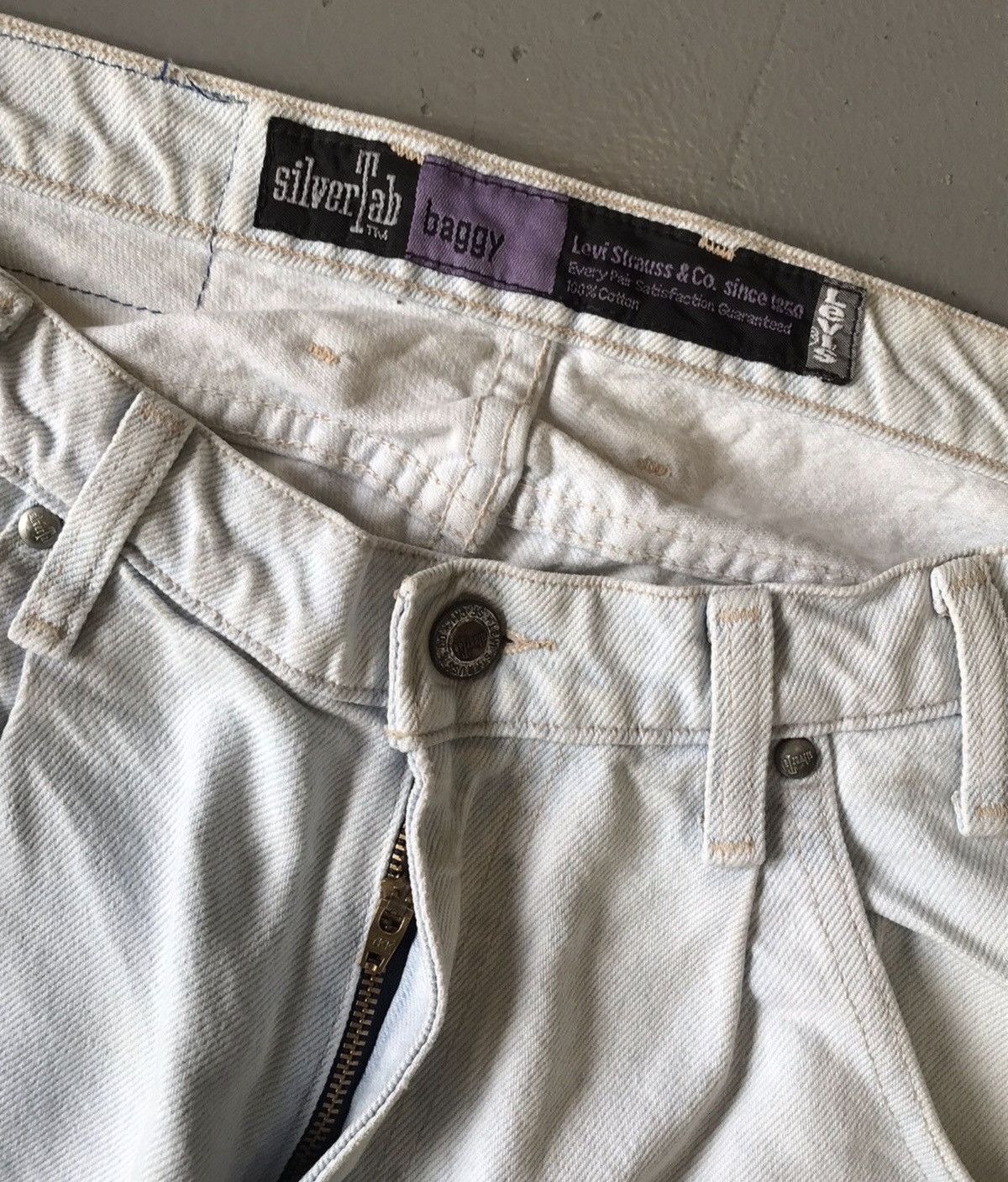Levi's Vintage Levi’s silvertab baggy denim Size US 32 / EU 48 - 3 Thumbnail