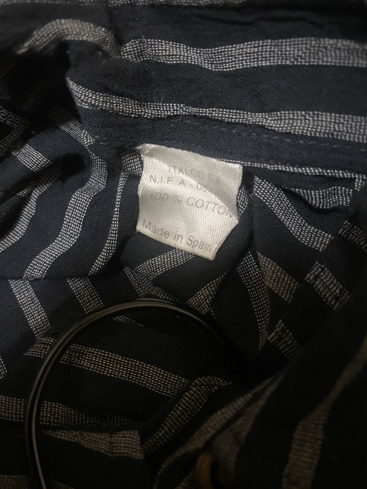 Versace Vintage 90s Versace Classic V2 Stripes Pattern Shirt Size US L / EU 52-54 / 3 - 5 Thumbnail