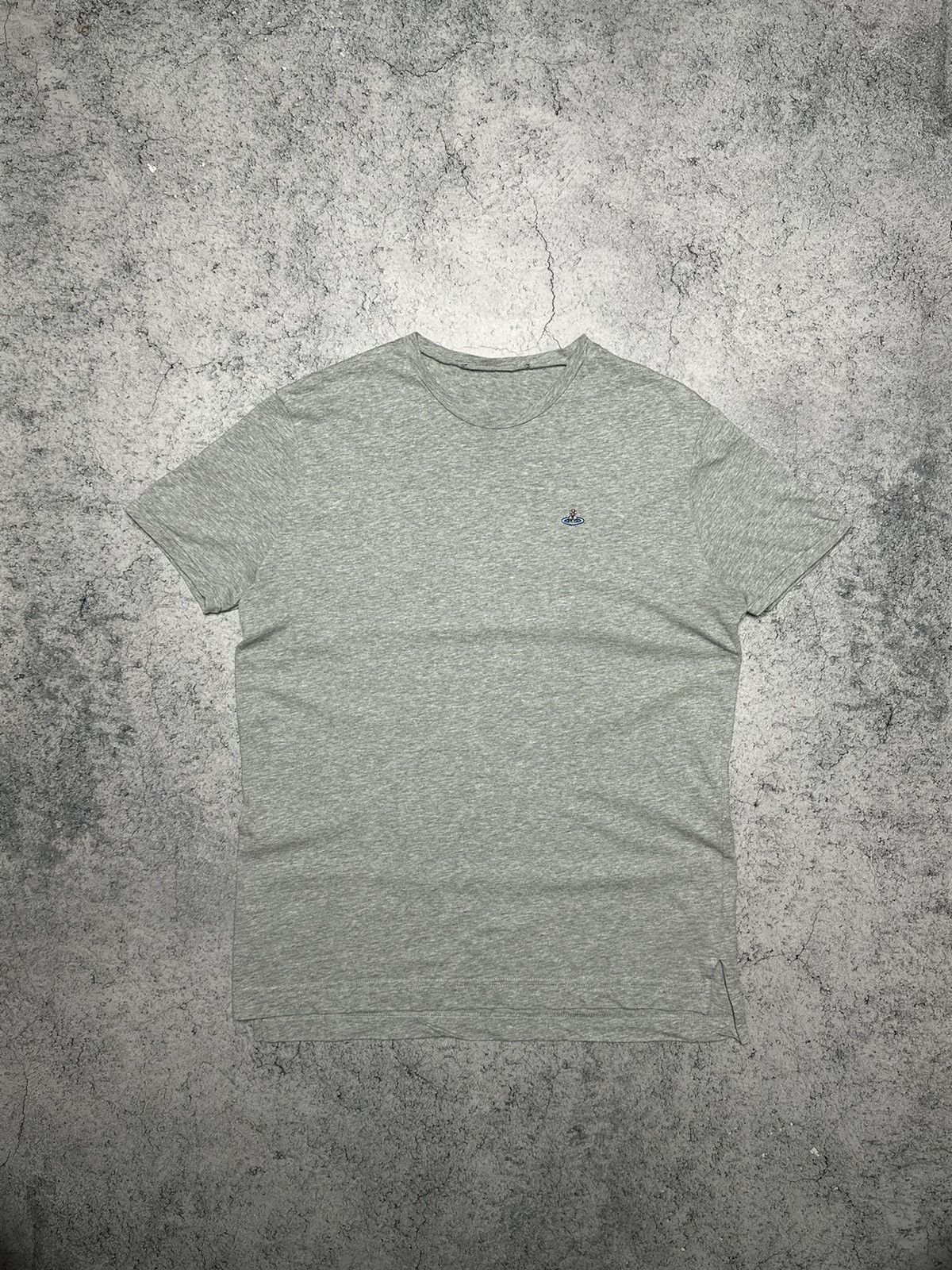 Vivienne Westwood Vivienne Westwood Mini Orb Logo T-Shirt Size L / US 10 / IT 46 - 1 Thumbnail
