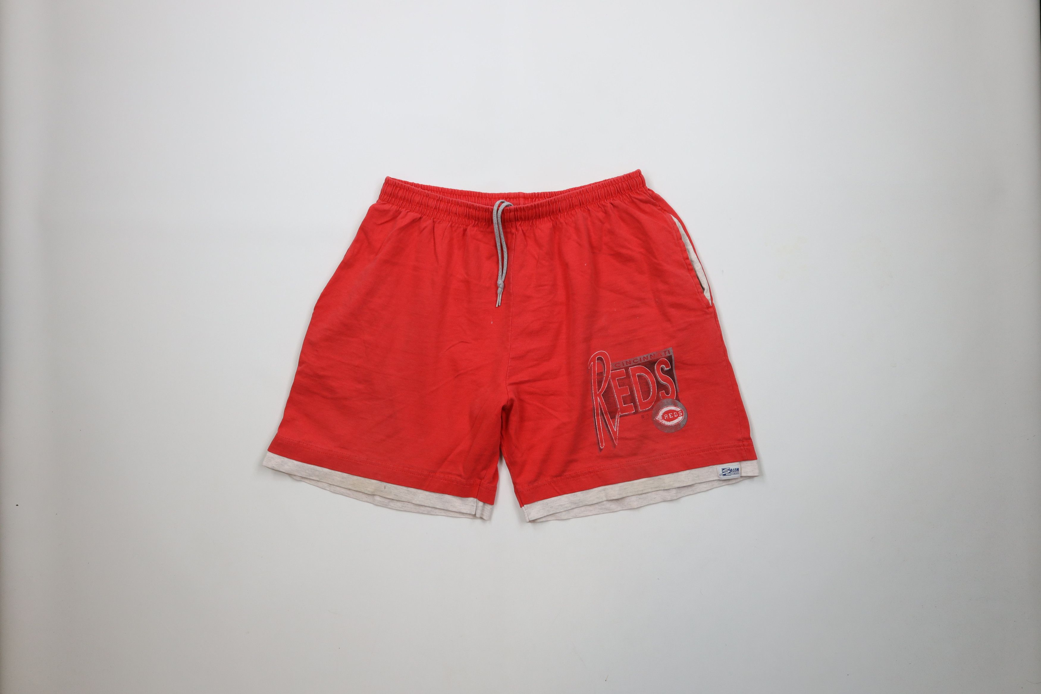 Vintage Vintage 90s Layered Cincinnati Reds Baseball Shorts Red USA Size US 36 / EU 52 - 1 Thumbnail