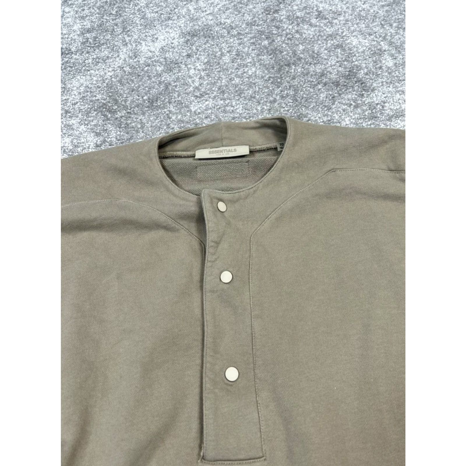 Essentials VINTAGE Essentials Women's T-Shirt 12 Brown Cotton Knit Oversized Henley Casual Spring Mens Size XL / US 12-14 / IT 48-50 - 2 Thumbnail