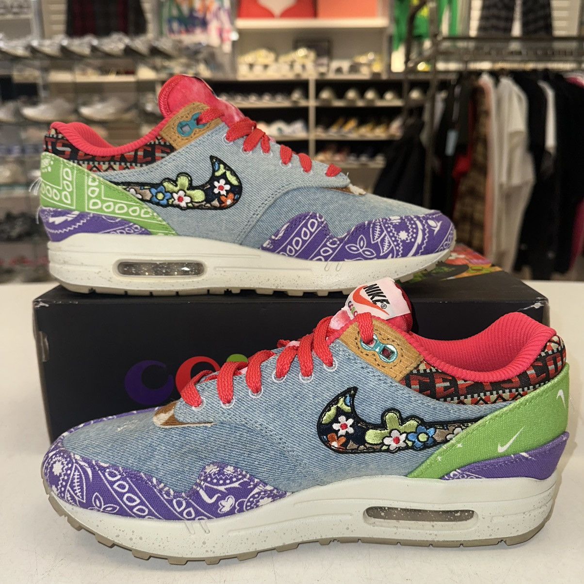 Nike Size 9 - Nike Concepts x Air Max 1 SP Far Out - DN1803-500 Size US 9 / EU 42 - 2 Thumbnail