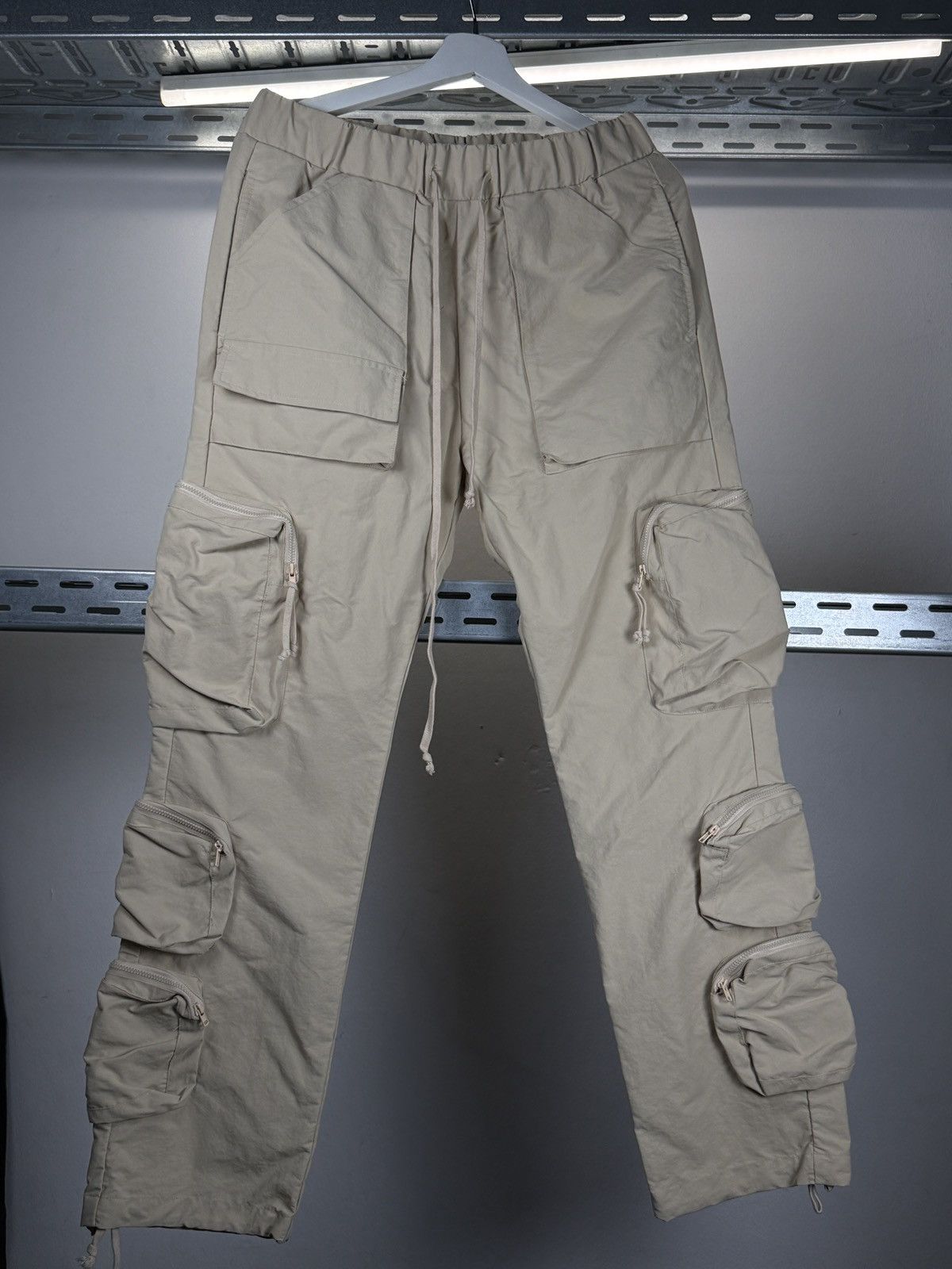jacov Jacov six pocket cargo size Large Bone Size US 32 / EU 48 - 1 Thumbnail