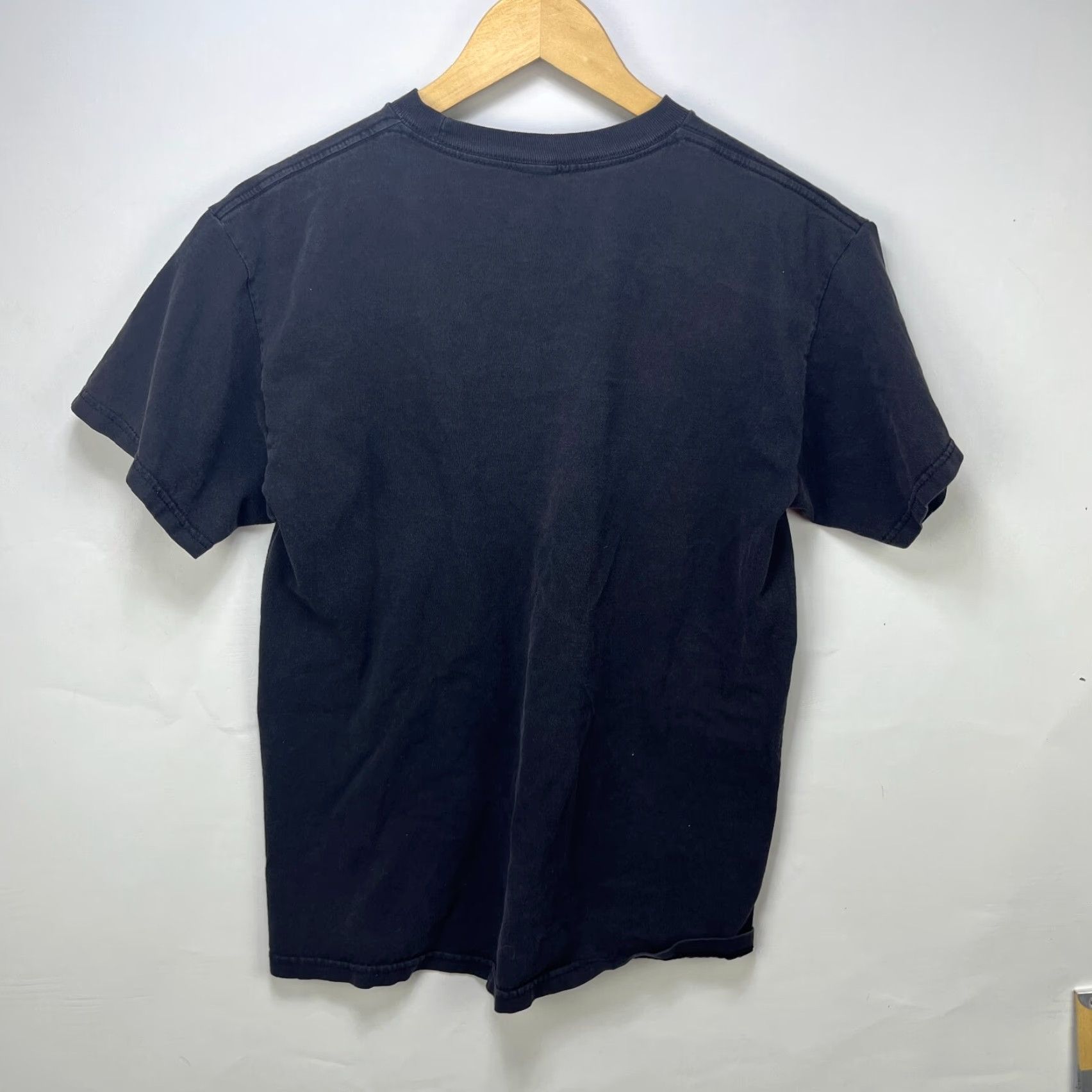 Etnies VINTAGE etnies T-Shirt M Black 90s Sun Faded Y2K Skateboarding Mens Shirt Size US M / EU 48-50 / 2 - 7 Thumbnail