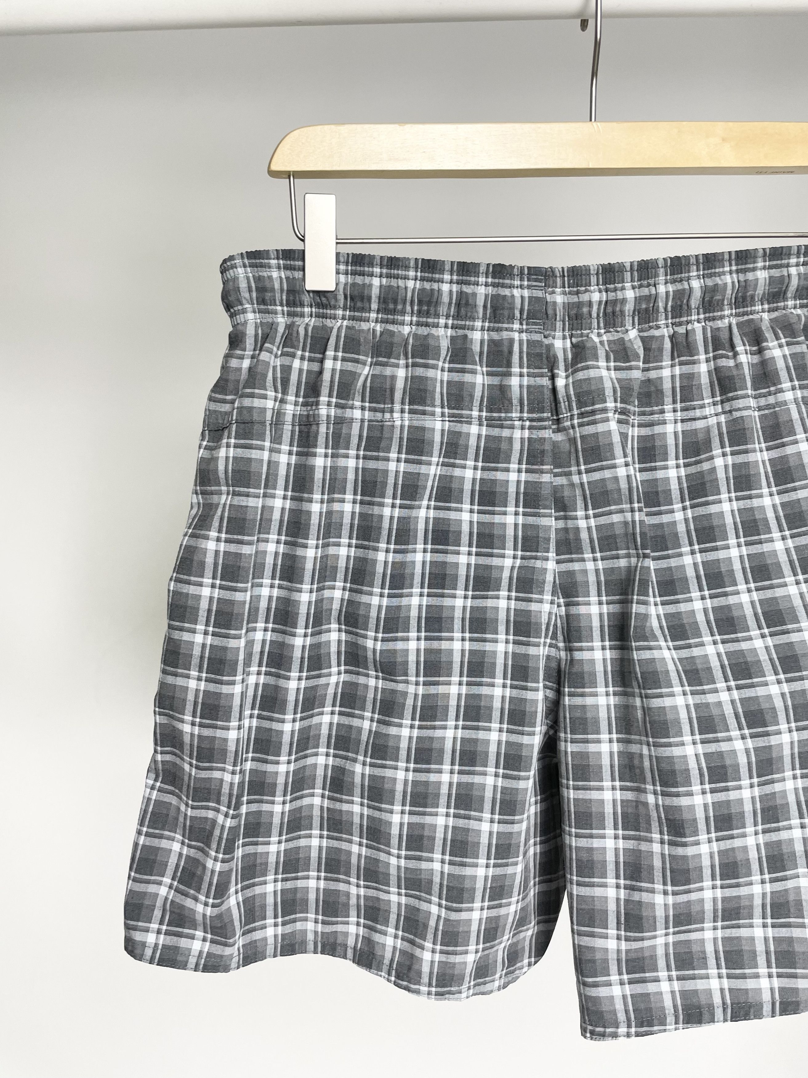 Adidas Adidas Vintage Checkered Plaid Gray White Nylon Beach Shorts Size US 32 / EU 48 - 11 Thumbnail