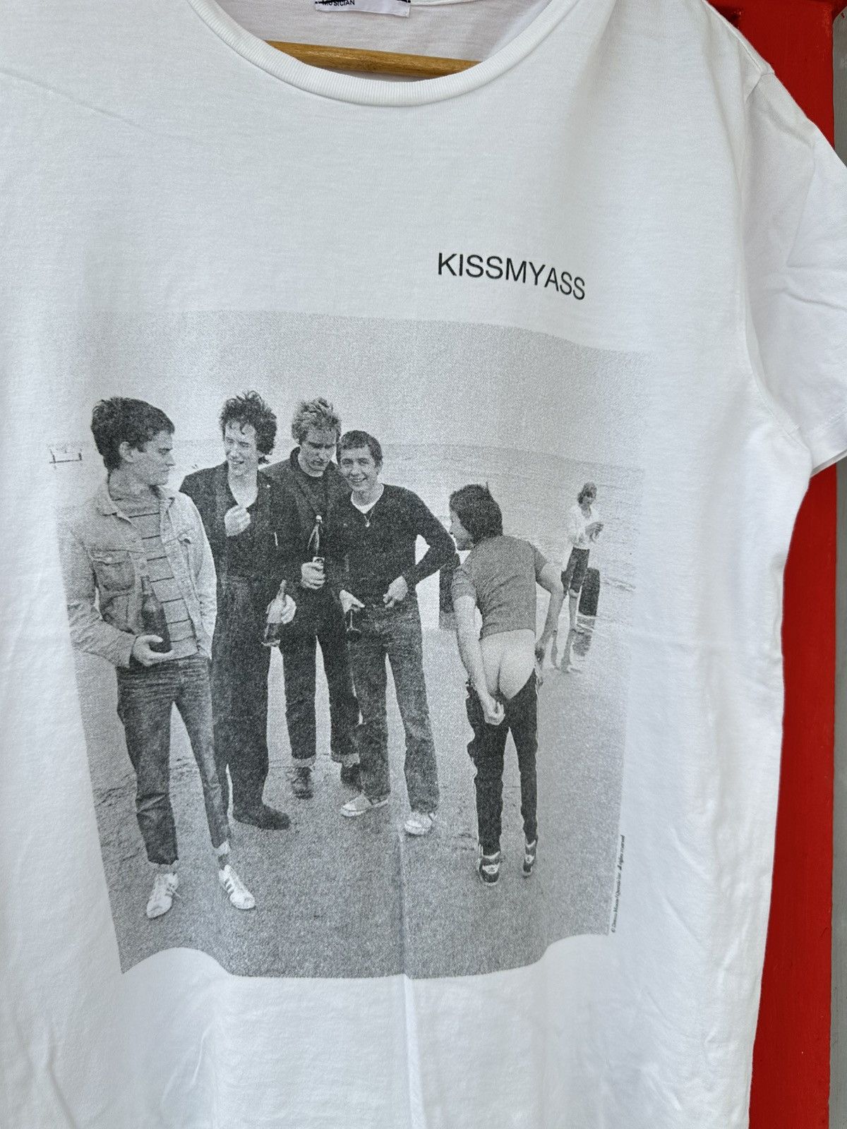 Lad Musician Lad Musician Kiss My Ass “No One Is Innocent” Dennis Morris Size US M / EU 48-50 / 2 - 3 Thumbnail