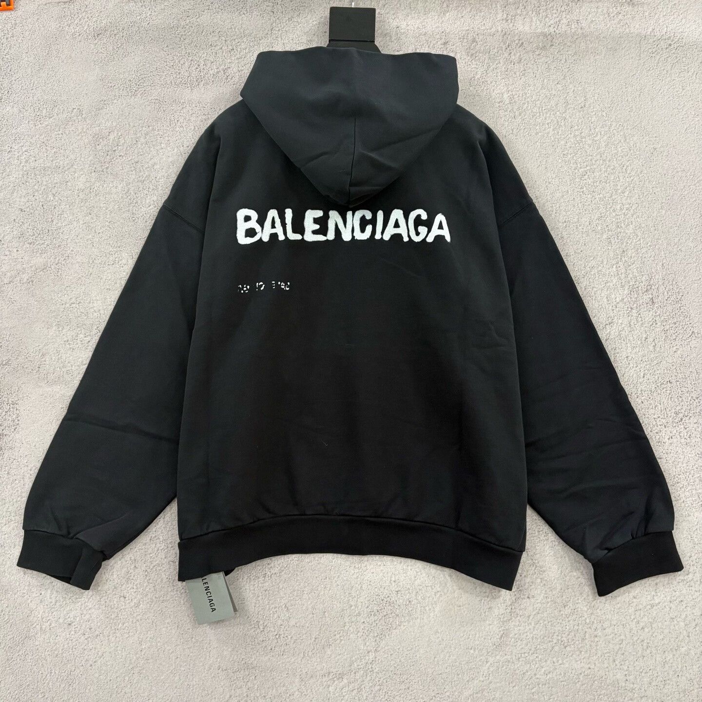 Balenciaga balenciaga logo black hoodie size m Size US M / EU 48-50 / 2 - 2 Thumbnail