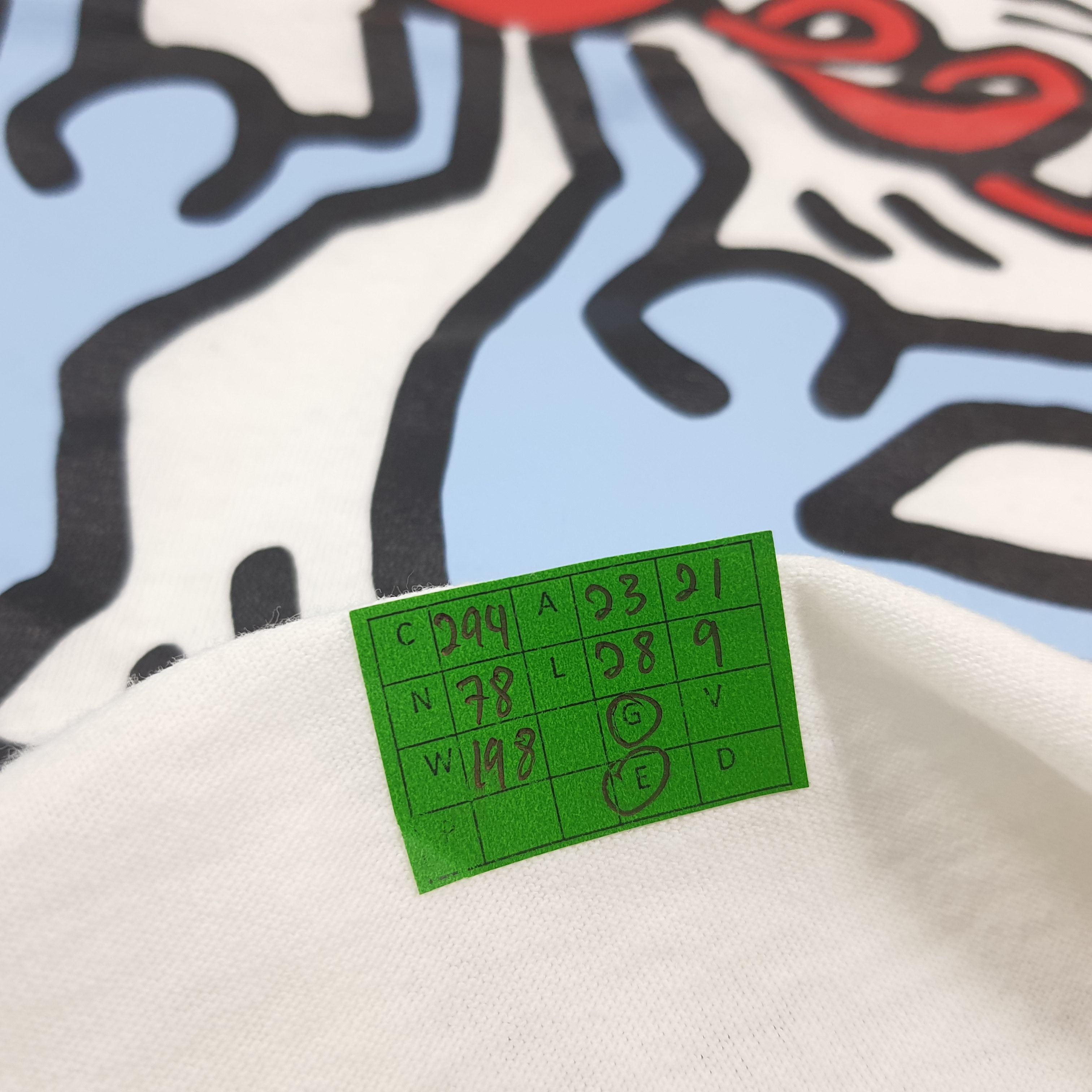 Keith Haring Vintage Keith Haring Doodles Art Streetwear Tshirt C294N78 Size US XL / EU 56 / 4 - 10 Thumbnail