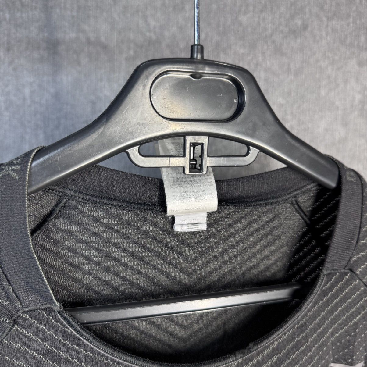 Gymshark Gymshark t shirt size L Size US L / EU 52-54 / 3 - 3 Thumbnail