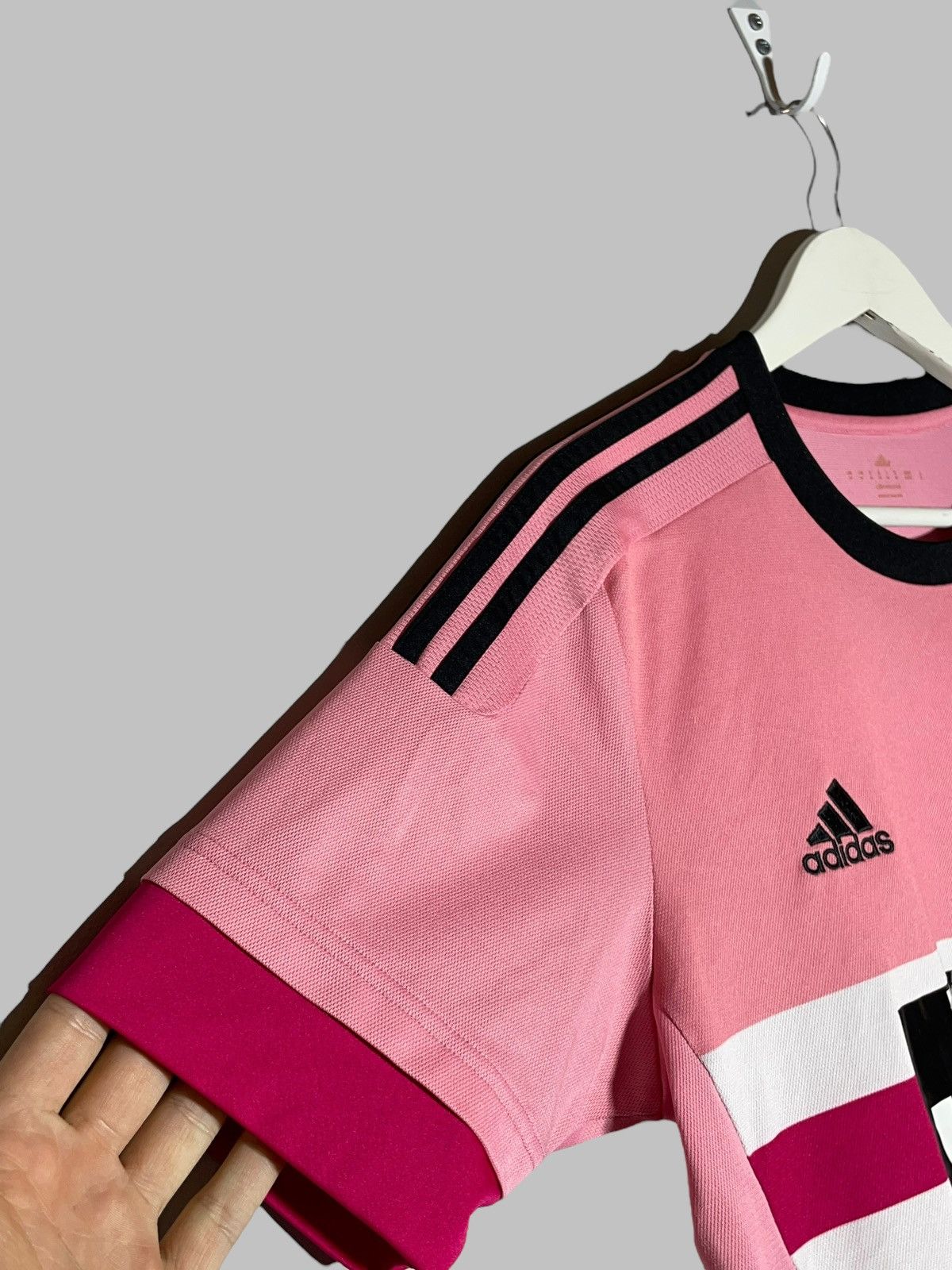 Adidas Juventus FC Adidas 2015/16 Away Football Shirt Soccer Jersey Size US L / EU 52-54 / 3 - 7 Thumbnail