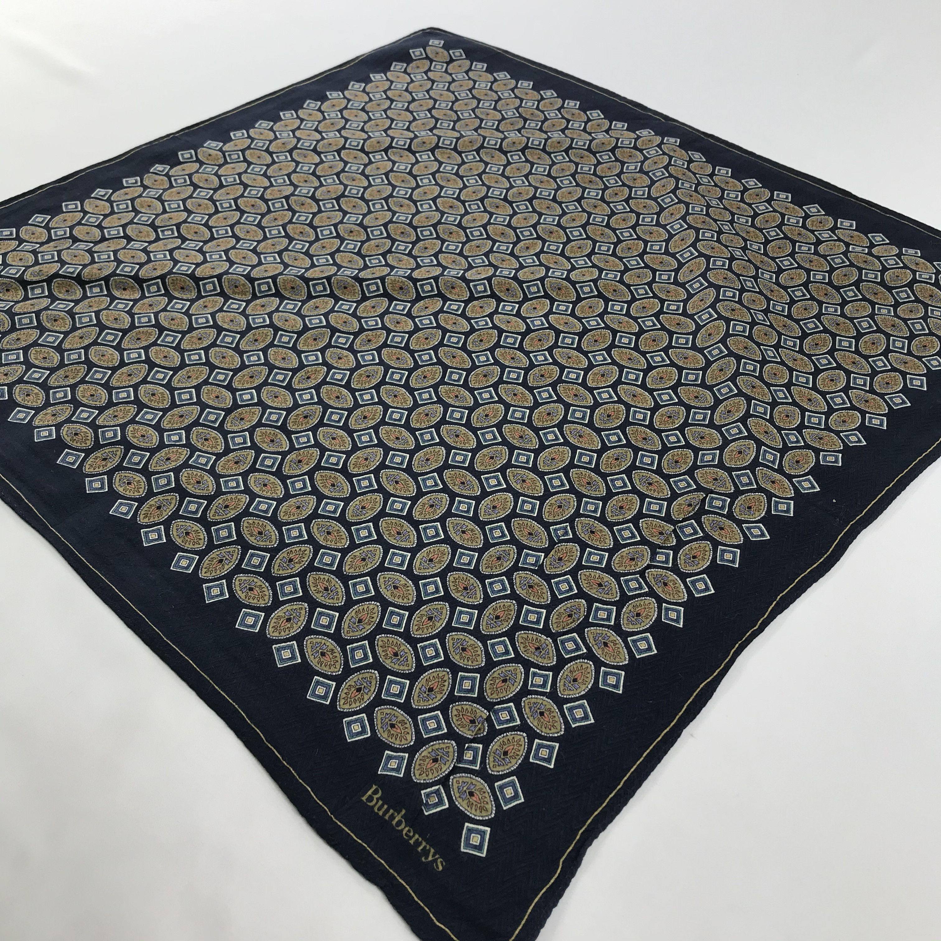 Burberry × Vintage Burberry Bandana / Handkerchief / Neckerchief - S1452 Size ONE SIZE - 2 Thumbnail