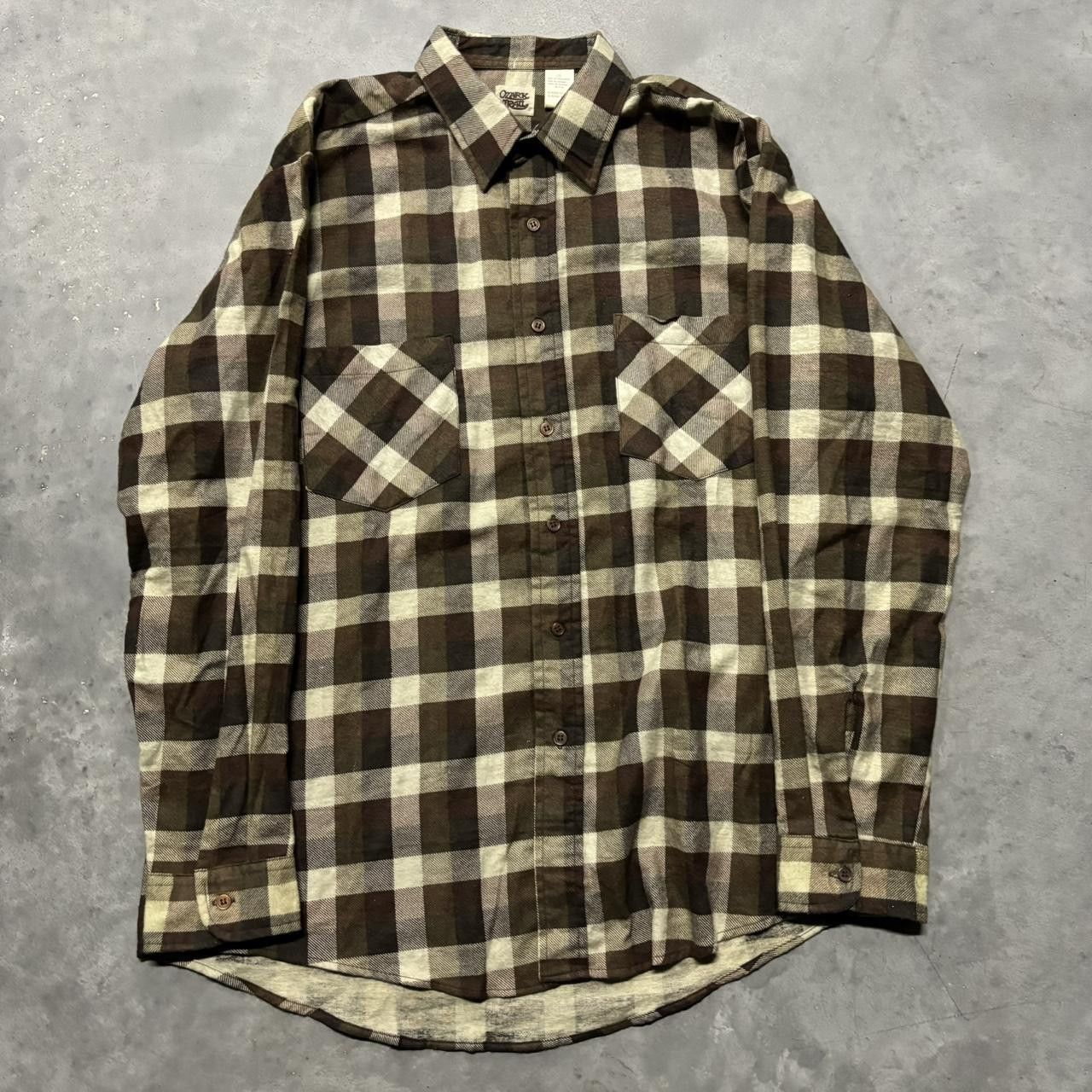 Japanese Brand × Vintage Crazy Vintage Y2K/2000s Grunge Brown Checkered Skater Style Fall Essential Flannel Shirt! Size US L / EU 52-54 / 3 - 1 Thumbnail