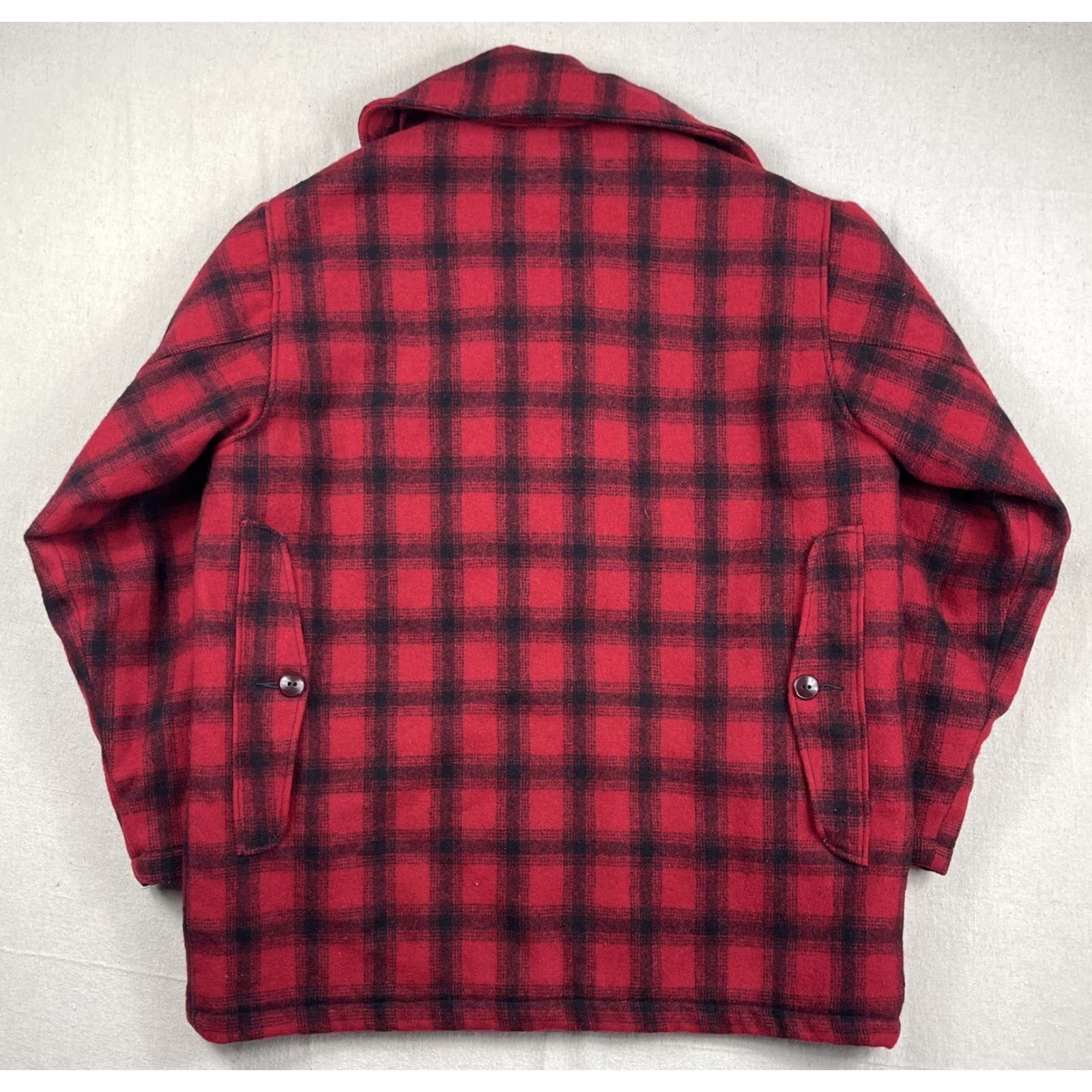 Vintage VINTAGE Woolrich Hunting Jacket Coat - Buffalo Plaid Wool Mackinaw, Quilted Lined, Button Closure, Men, Size 40, Red, Outdoor Winter/Casual 40 Mens Size US XXS / EU 40 - 4 Thumbnail