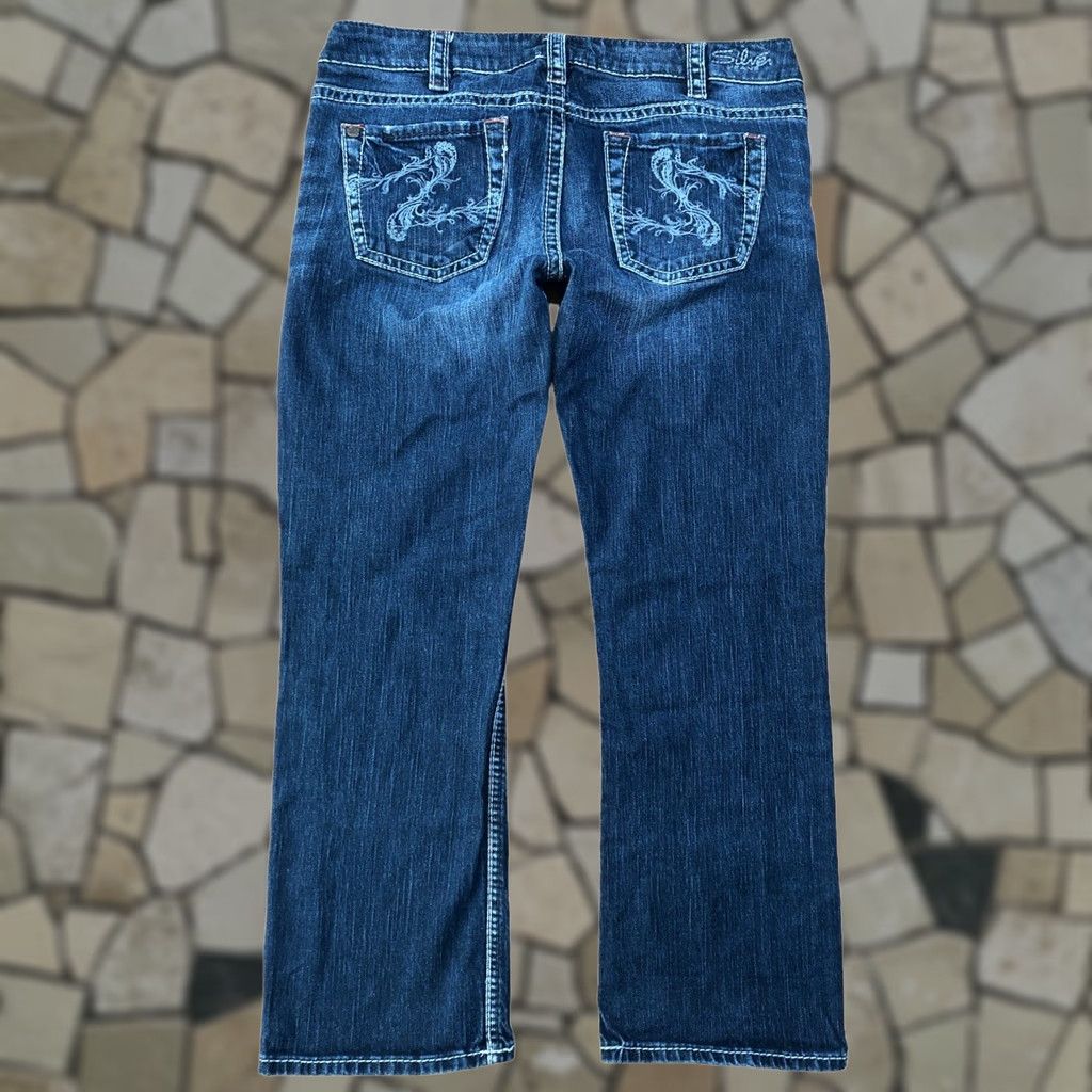 Silver Jeans Co. Silver Jeans Santorini Womens Jeans Straight Inseam 26 Blue Denim Stretch Medium Wash 5-Pocket Regular Fit Female Fashion Bohemian Modern Size 30" / US 8 / IT 44 - 1 Thumbnail