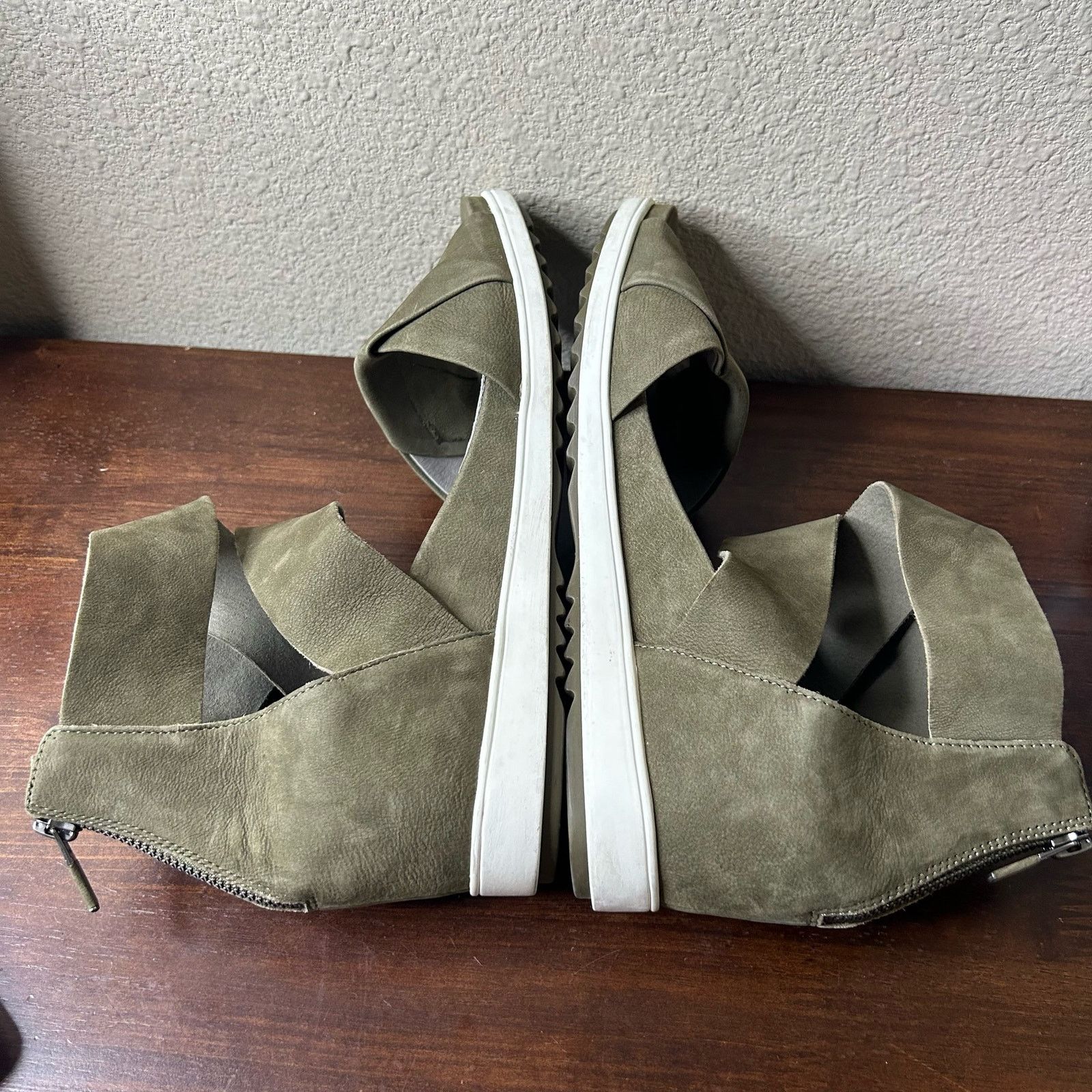 Eileen Fisher Eileen Fisher Sandals Viv Tumbled Nubuck Wedge Sage Size 9 Size US 9 / IT 39 - 4 Thumbnail