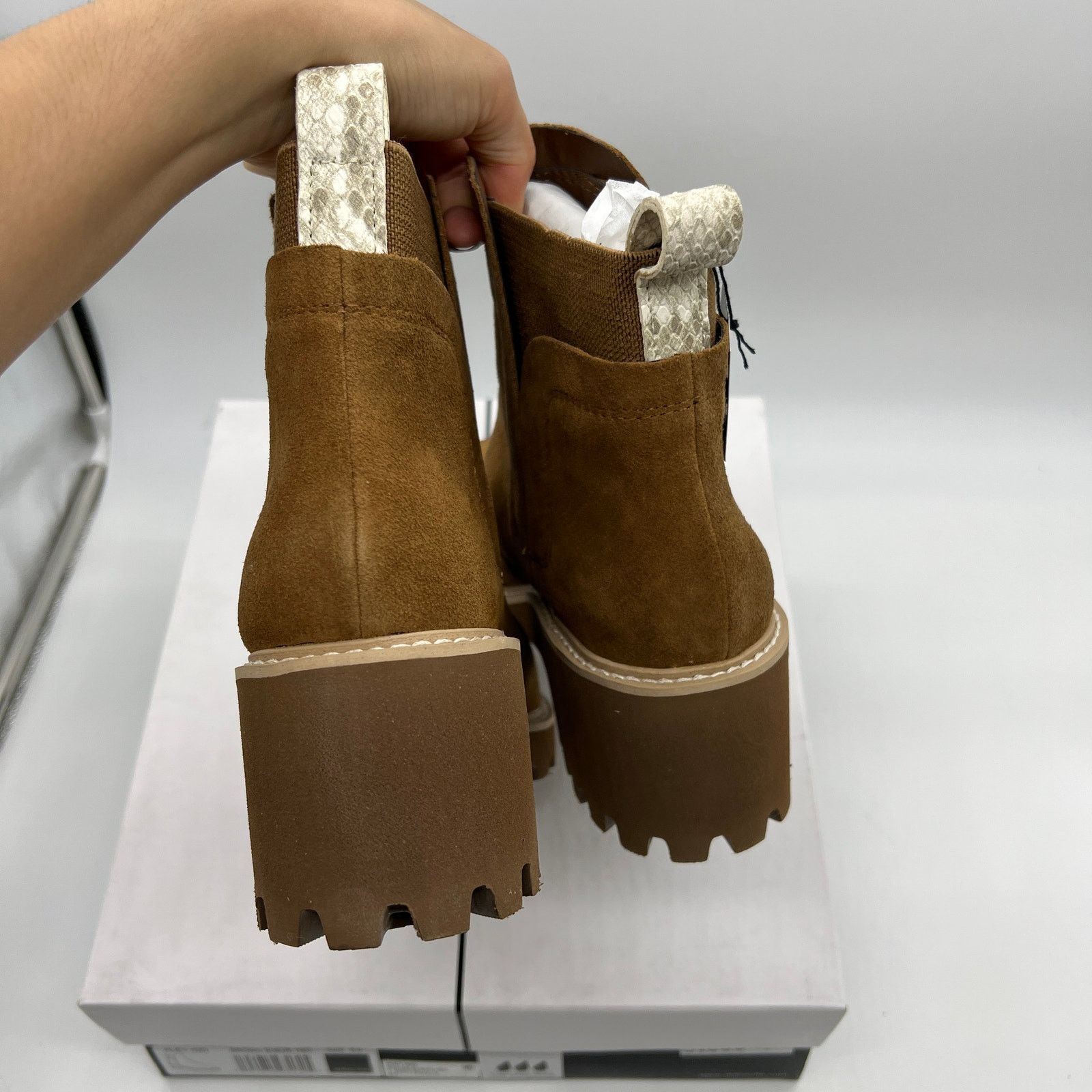 Other Dolce Vita Suede Waterproof Ankle Boots Size 8.5 Brown Color Size US 8.5 / IT 38.5 - 5 Thumbnail