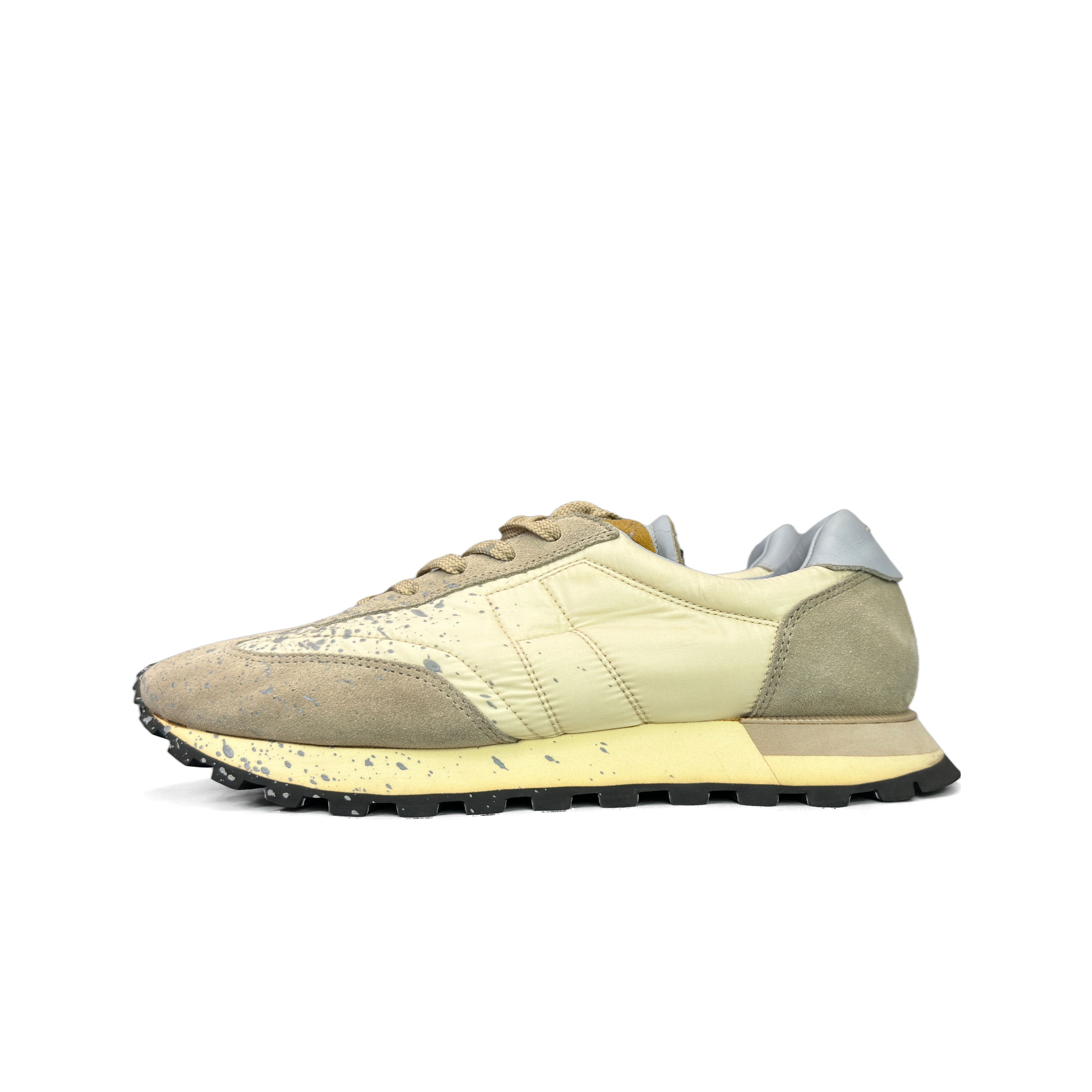 Maison Margiela Maison Margiela Replica Paint Splatter Low-Top Sneakers Size Size US 8 / EU 41 - 1 Thumbnail
