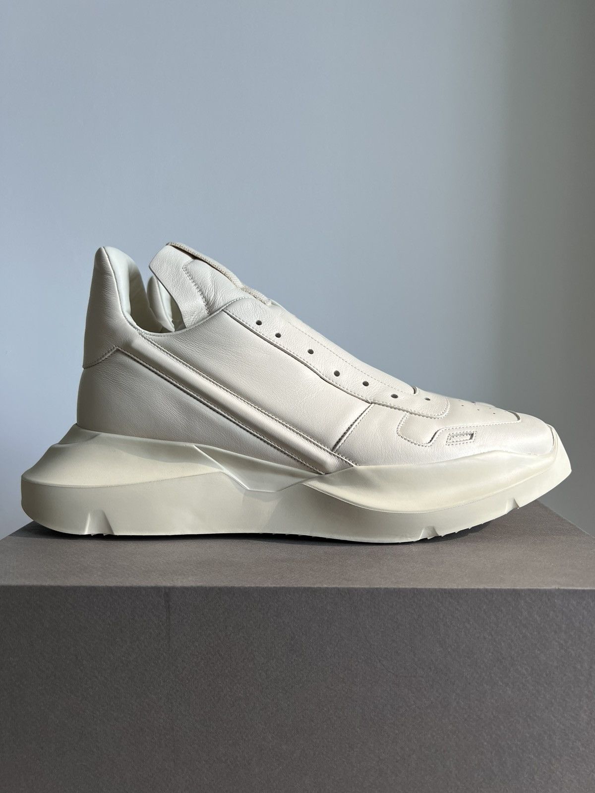 Rick Owens Ss22 Fogachine Runway Geth Runner In Oiled Calf Leather Shoes in White, Men's (Size 12)