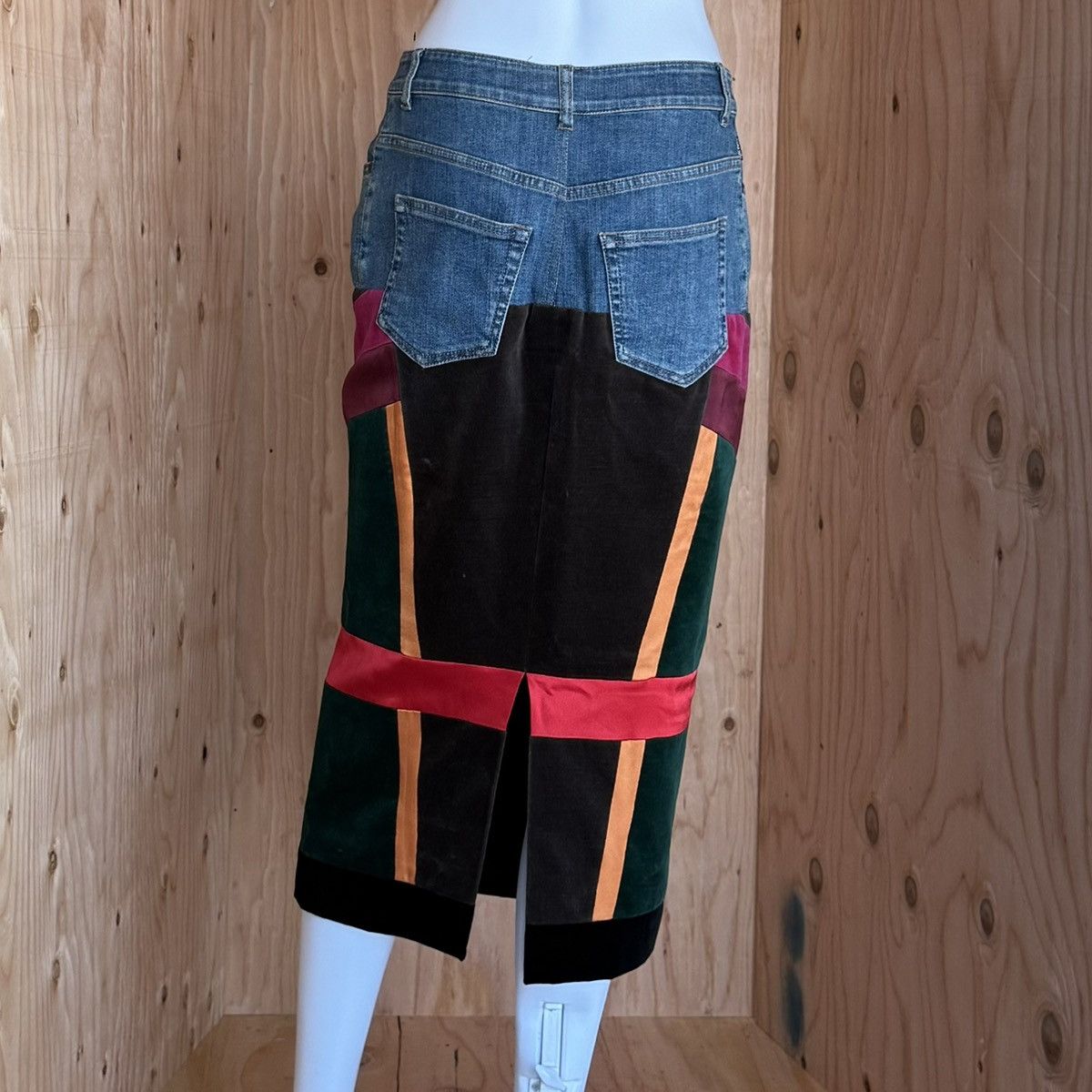 Tom Ford Tom Ford Knee-Length Skirt, Fall/Winter 2015, Look 4 Size 27" / US 4 / IT 40 - 4 Thumbnail